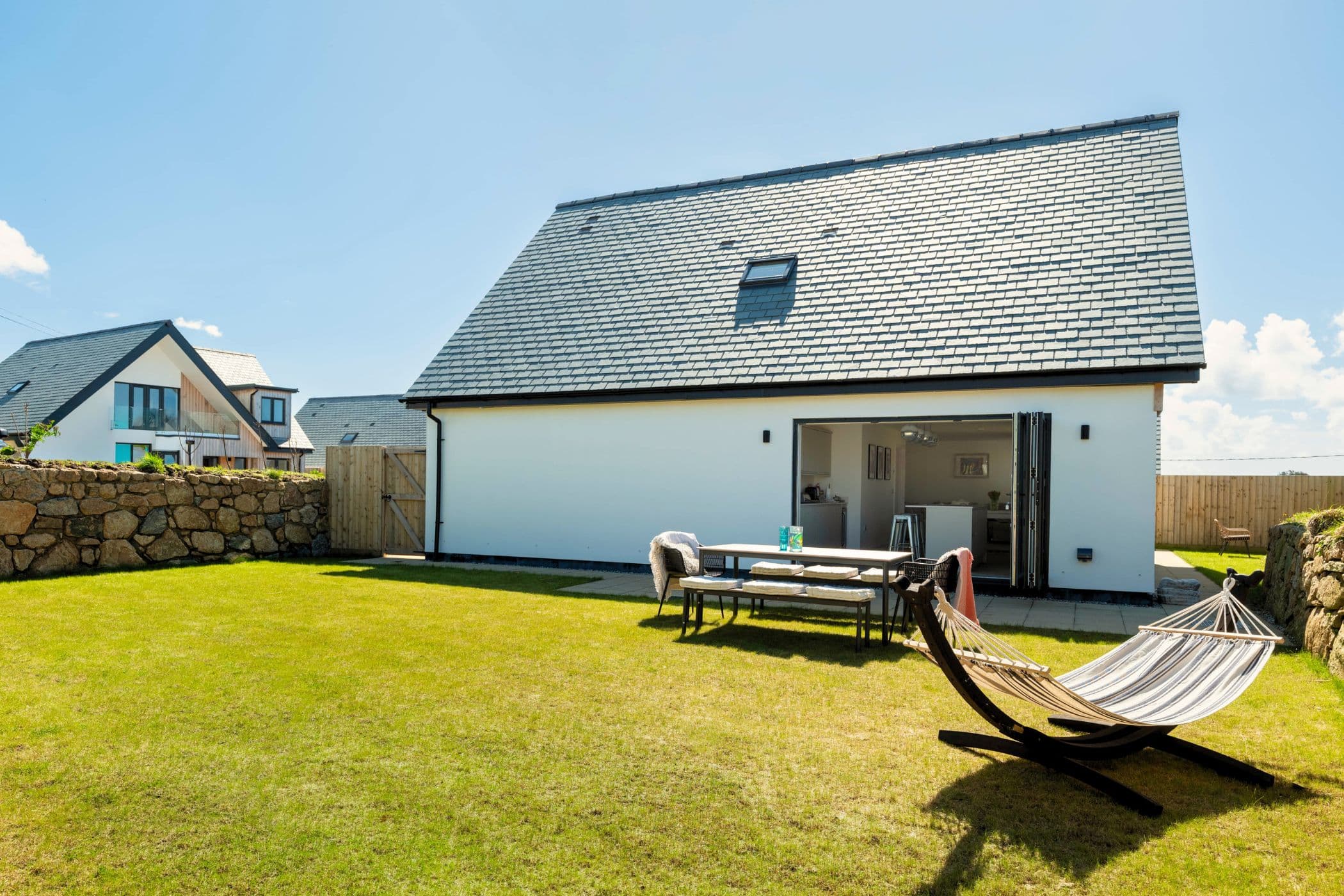 Cornwall, England — 3-Bed Villa With Sea Views — photo 2