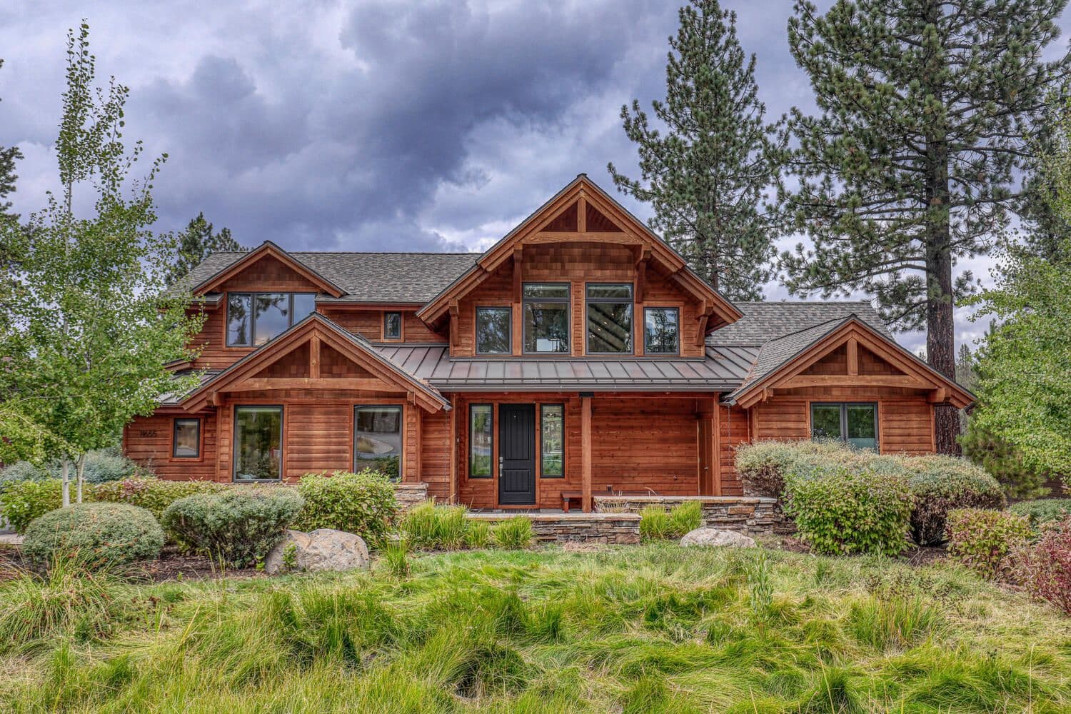 Truckee, California, USA — 4-Bed Villa — photo 1