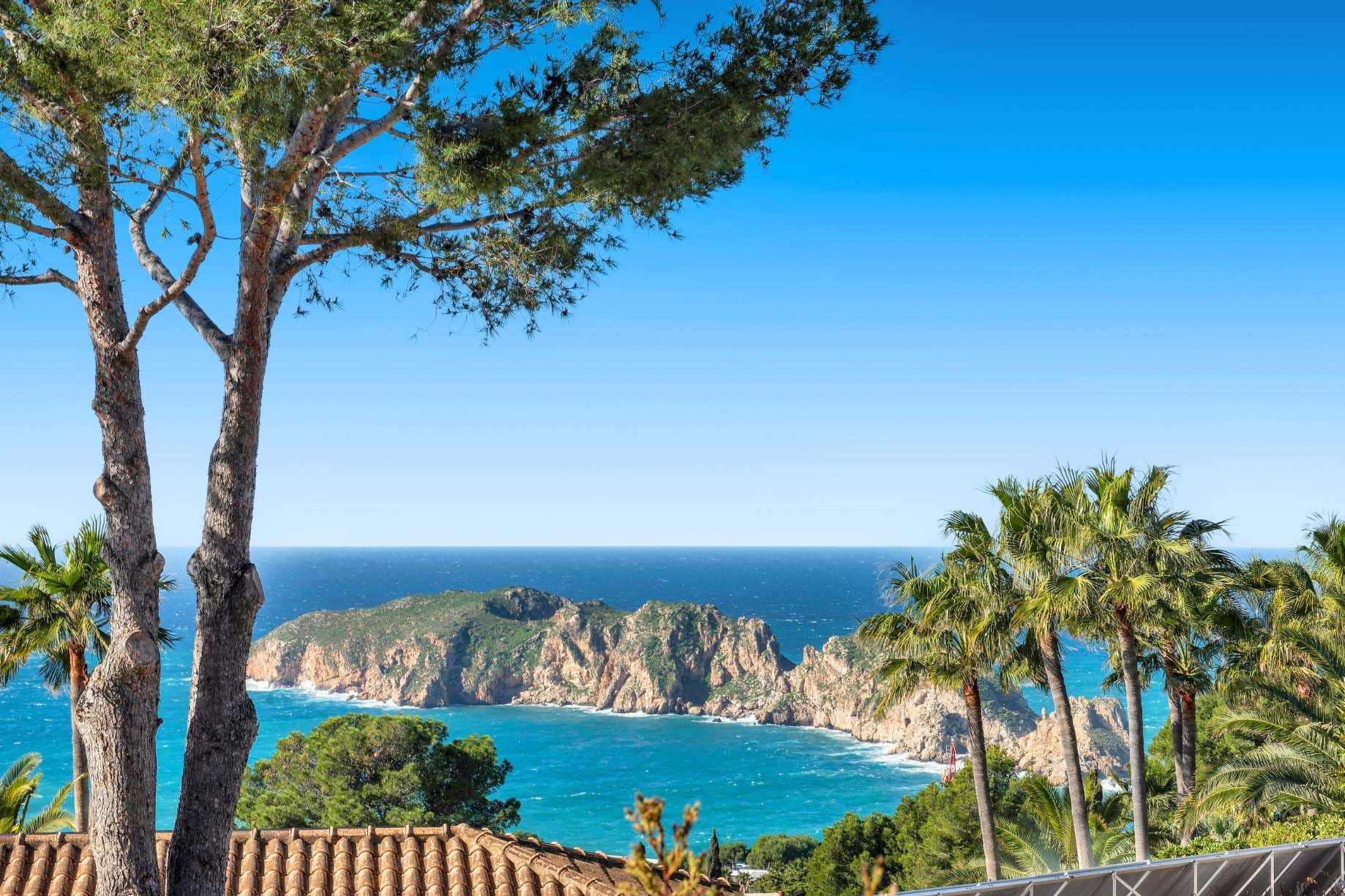 Nova Santa Ponsa, Mallorca, Spain — 2-Bed Apartment With Pool — photo 2