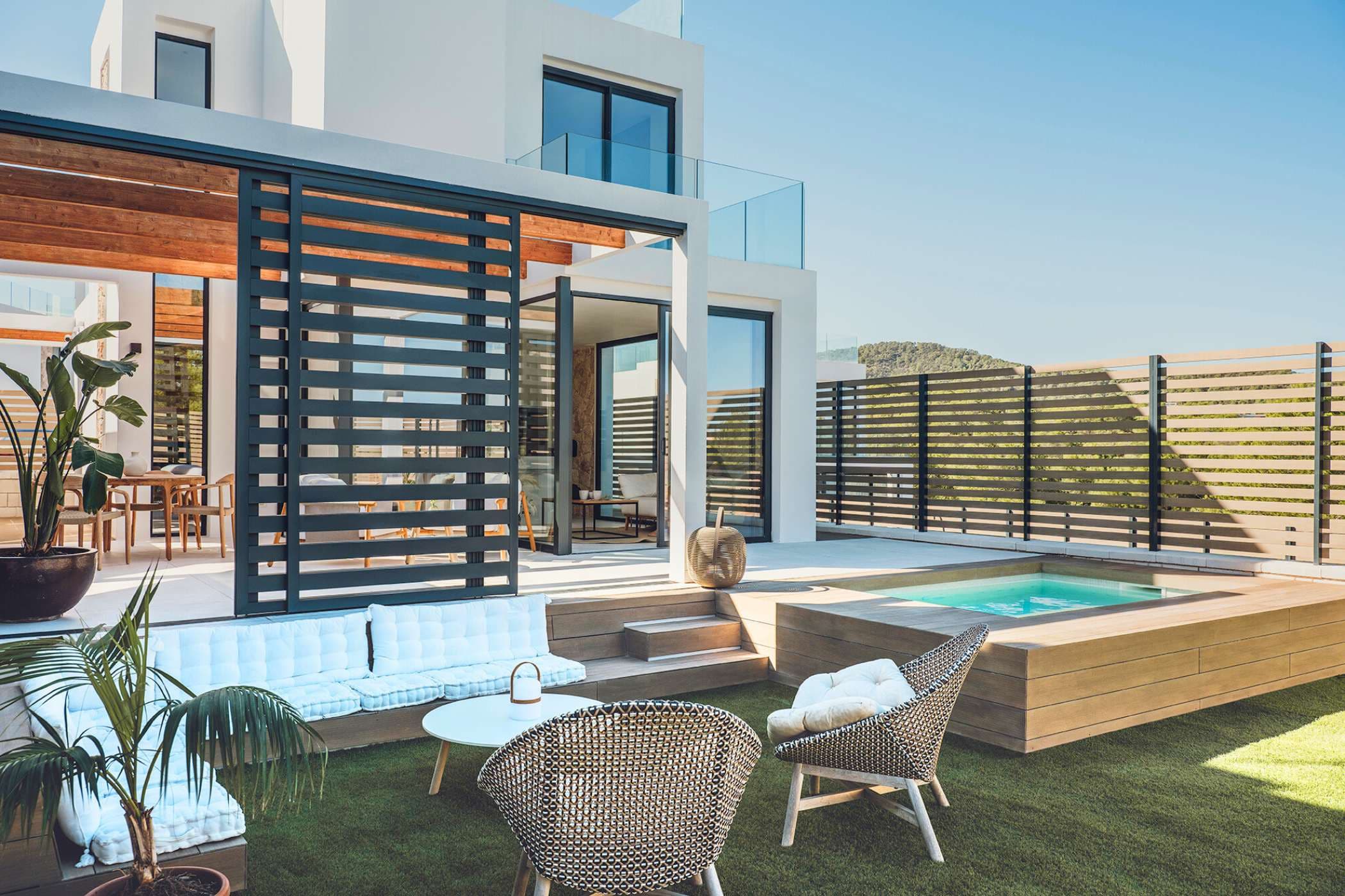 Cala Tarida, Ibiza, Spain — 3-Bed Villa With Pool — photo 1