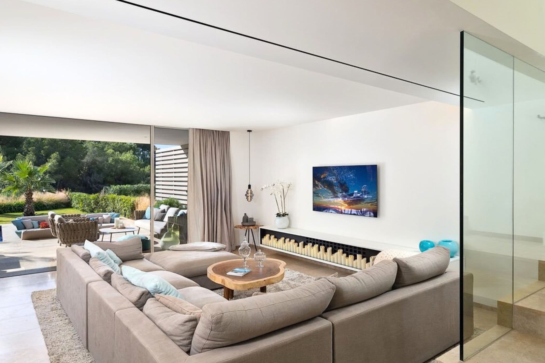 Port d’Andratx, Mallorca, Spain — 3-Bed Villa With Pool — photo 3