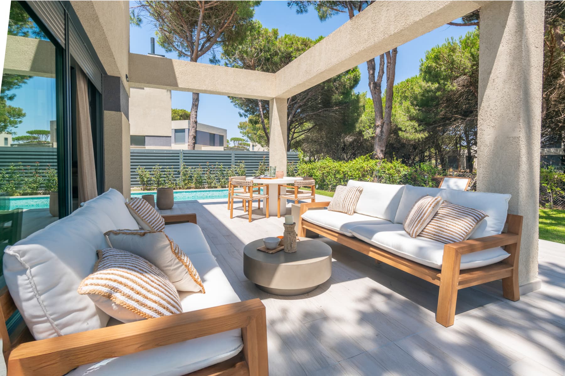 Costa de la Luz, Spain — 4-Bed Villa With Pool — photo 3