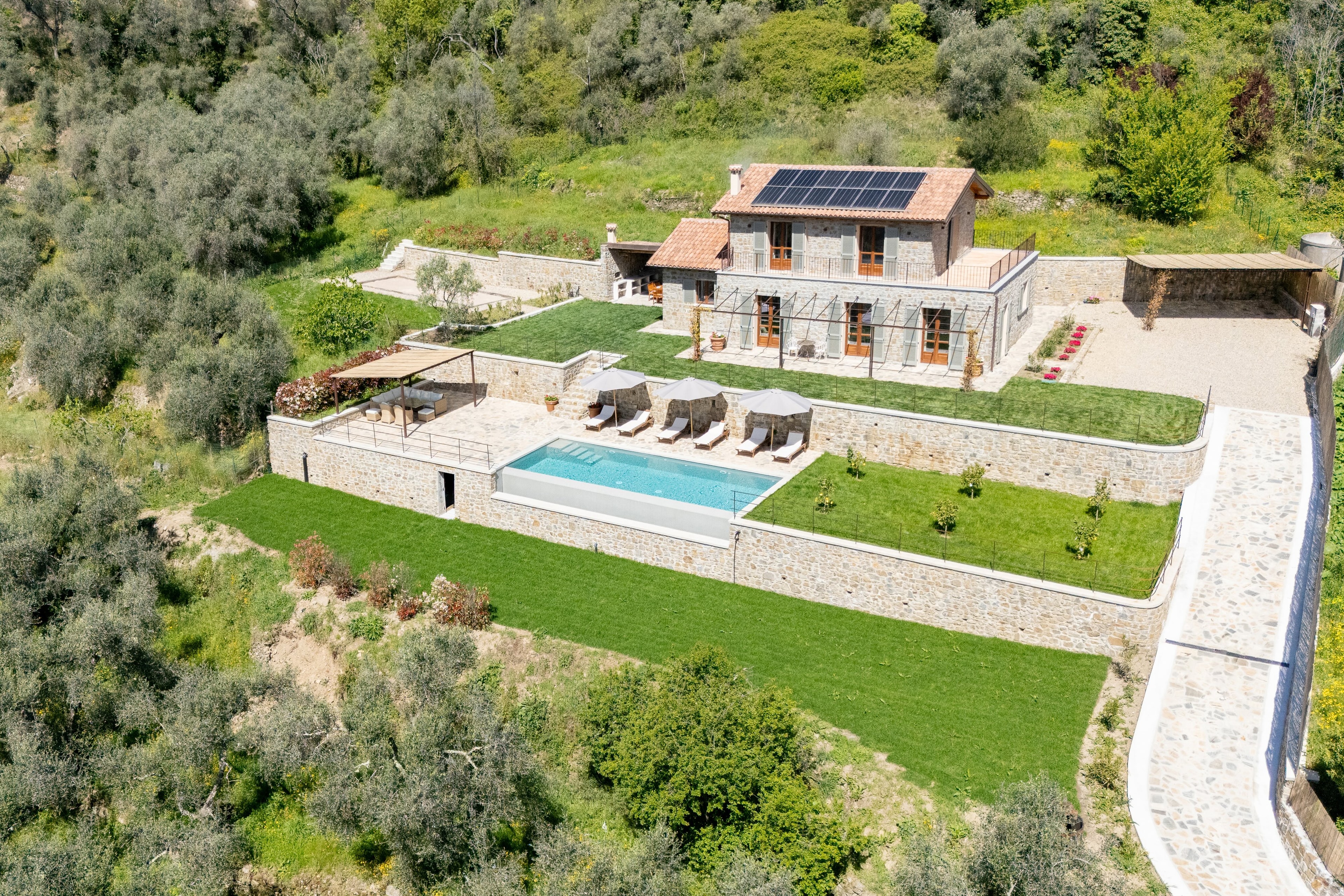 Apricale, Liguria, Italy — 3-Bed Villa With Infinity Pool — photo 1