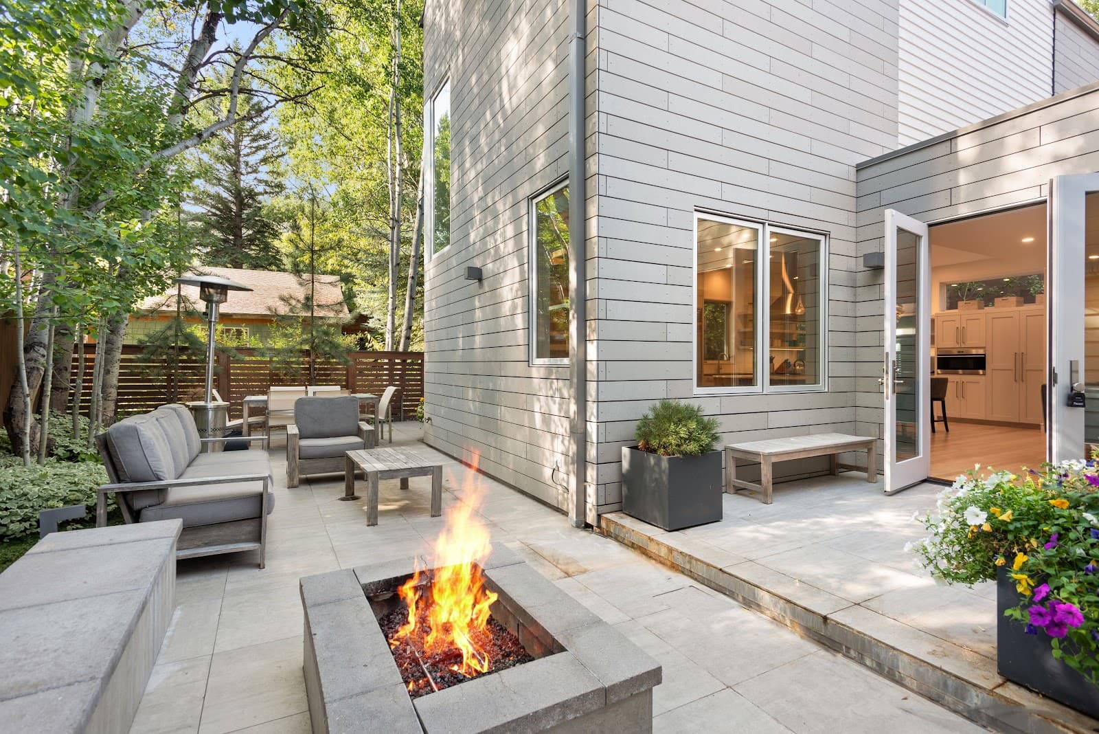 Aspen, Colorado, USA — 3-Bed House With Hot Tub 3