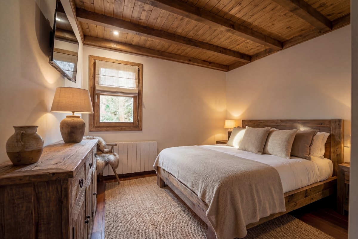 Baqueira, Spain — 3-Bed Apartment Ski-in/Ski-out — photo 3