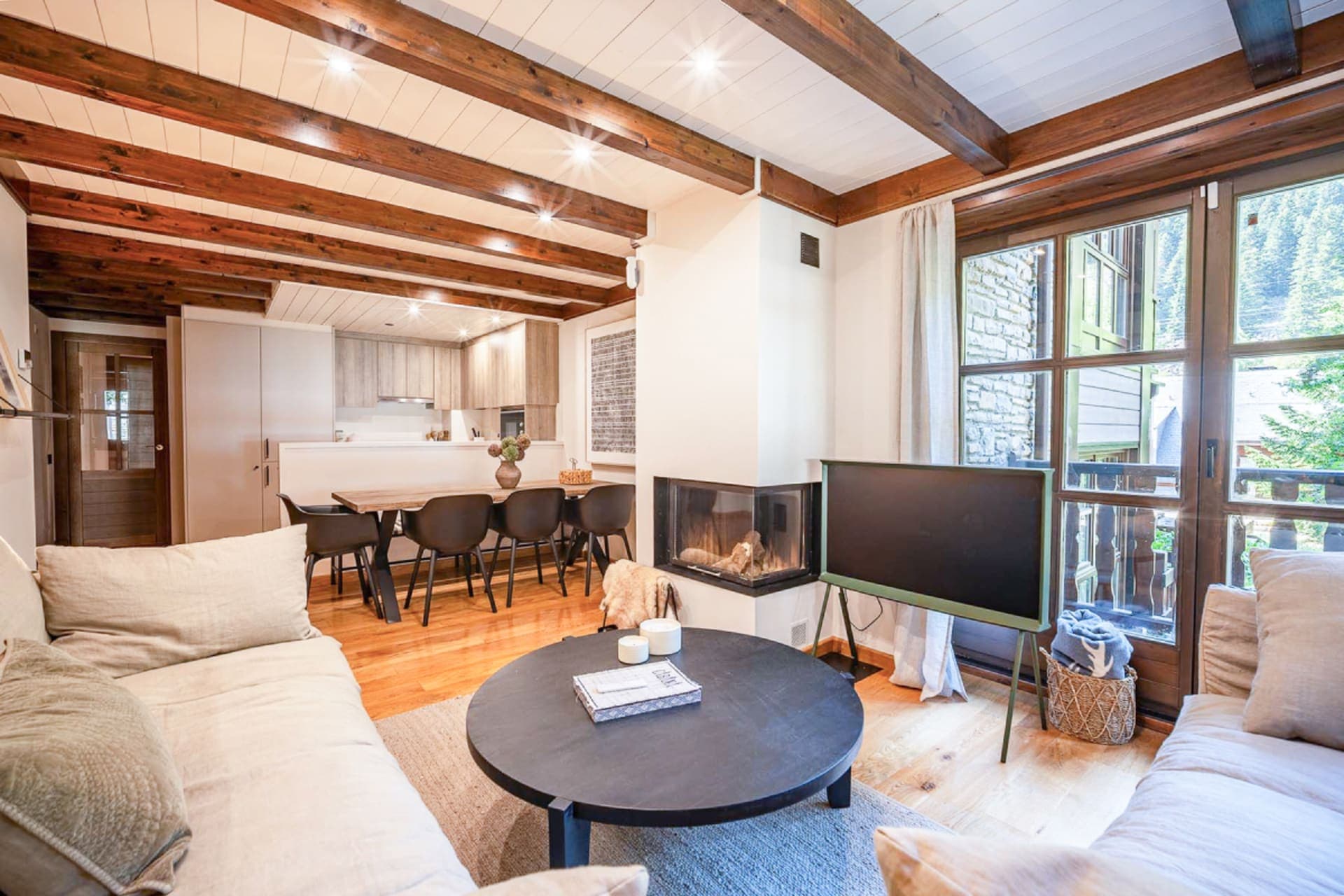Baqueira, Val d'Aran, Spain — 3-Bed Apartment Steps From Baqueira-Beret With Covered Parking 3