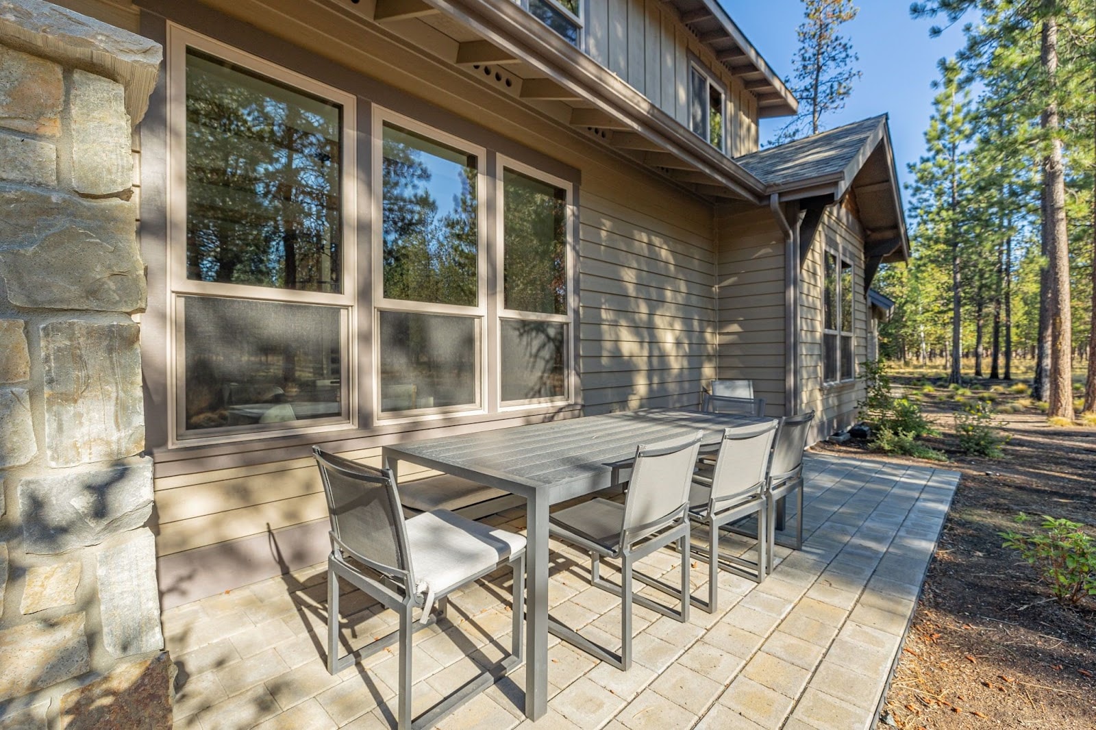 Bend, Oregon, USA — Haus mit 7 Schlafzimmern und Pool 3