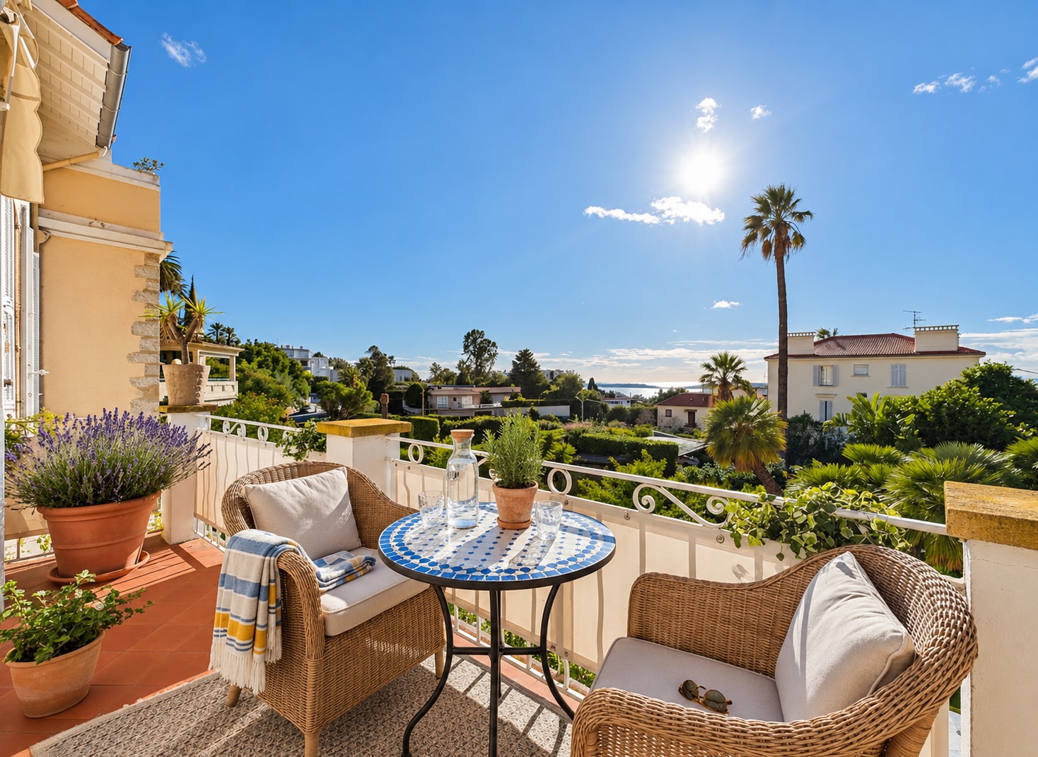 Cannes, Côte d'Azur, France — 2-Bed Apartment With Sea Views & Balcony 1