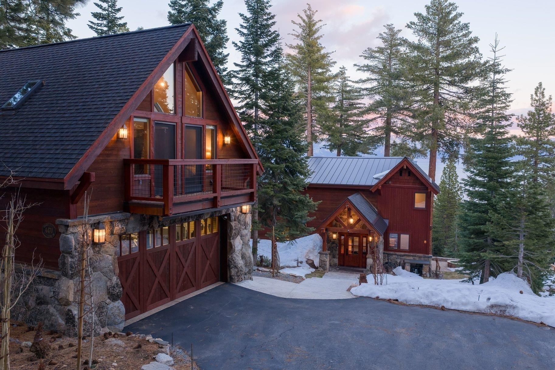Carnelian Bay, California, USA — 4-Bed House With Lake Views — photo 1