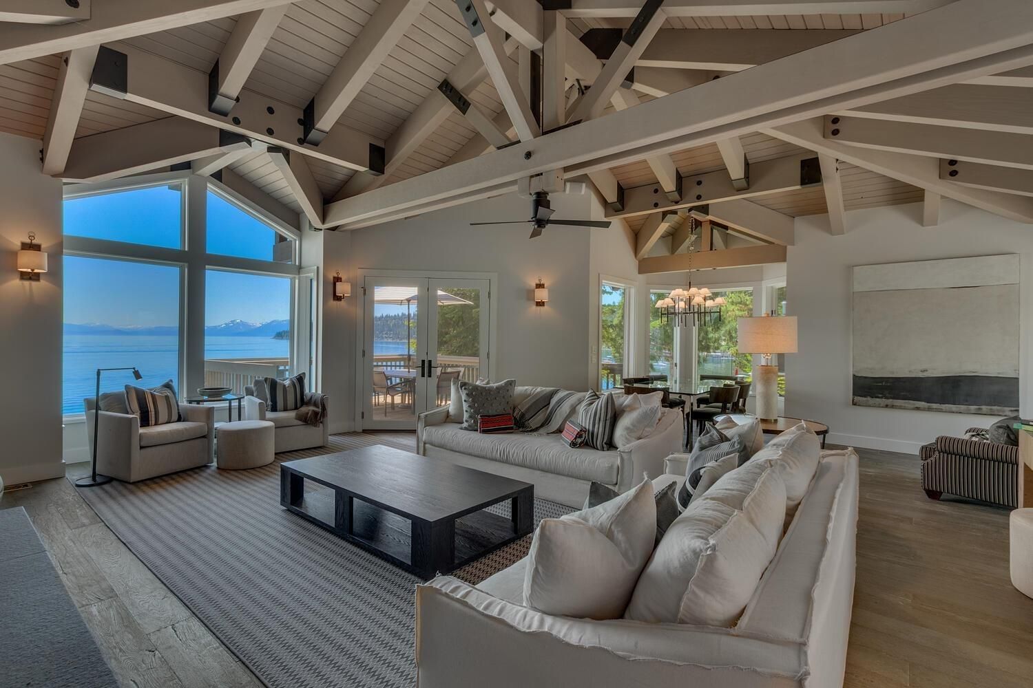 Carnelian Bay, Californie, États-Unis — Maison avec 5 chambres et vue sur le lac Tahoe — photo 1