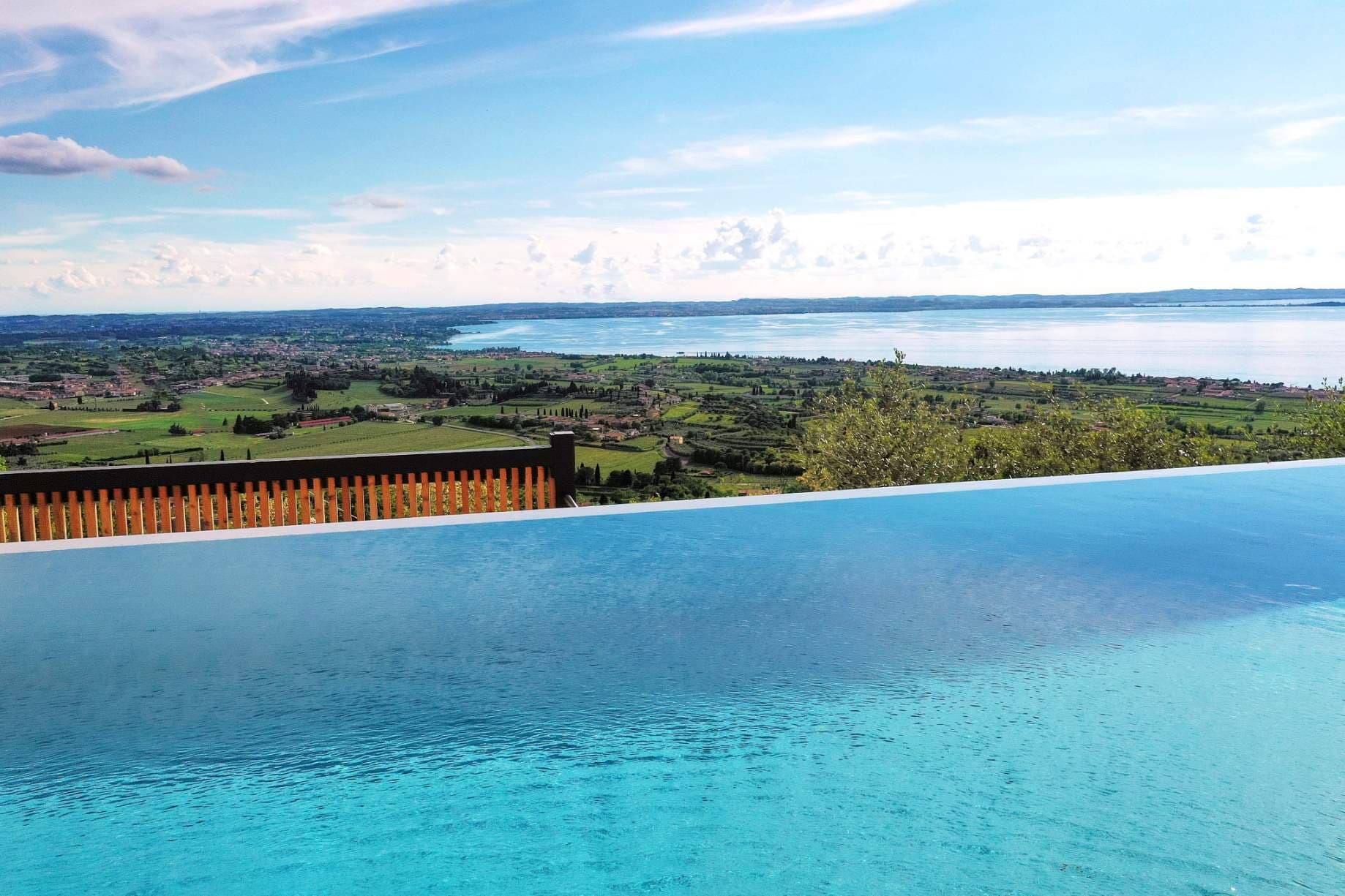 Cavaion Veronese, Lake Garda, Italy — 3-Bed Apartment With Infinity Pool 2