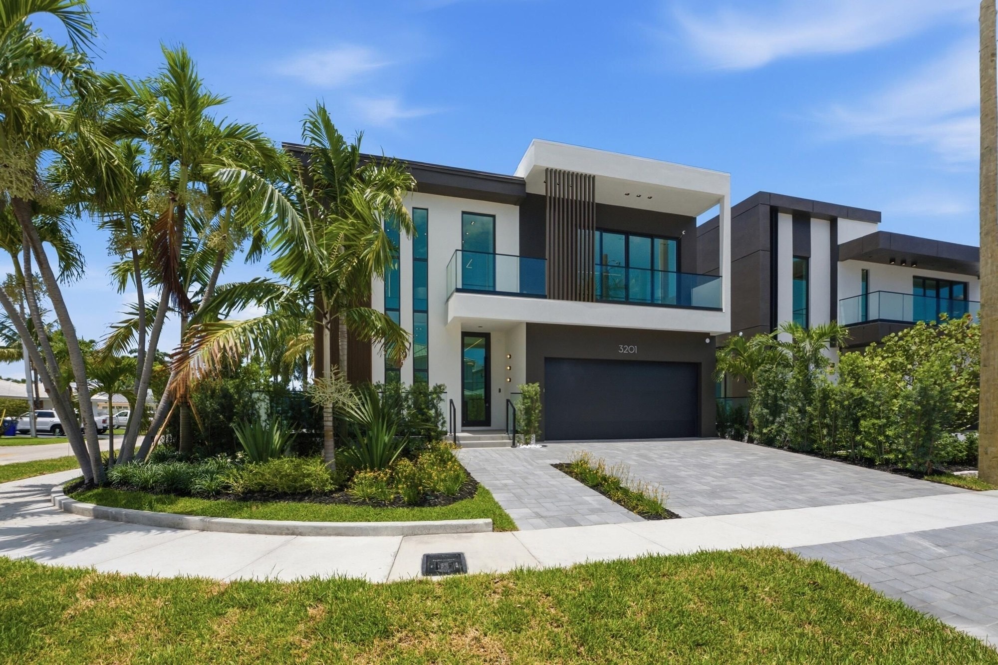 Fort Lauderdale, Florida, USA — 4-Bed Modern House With Pool Near The Beach — photo 2