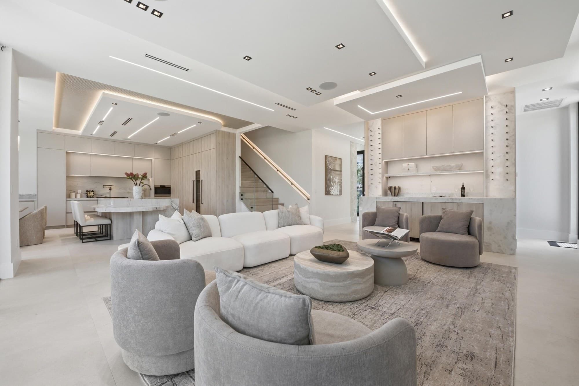 Fort Lauderdale, Floride, États-Unis — Maison moderne avec 4 chambres et piscine près de la plage 3