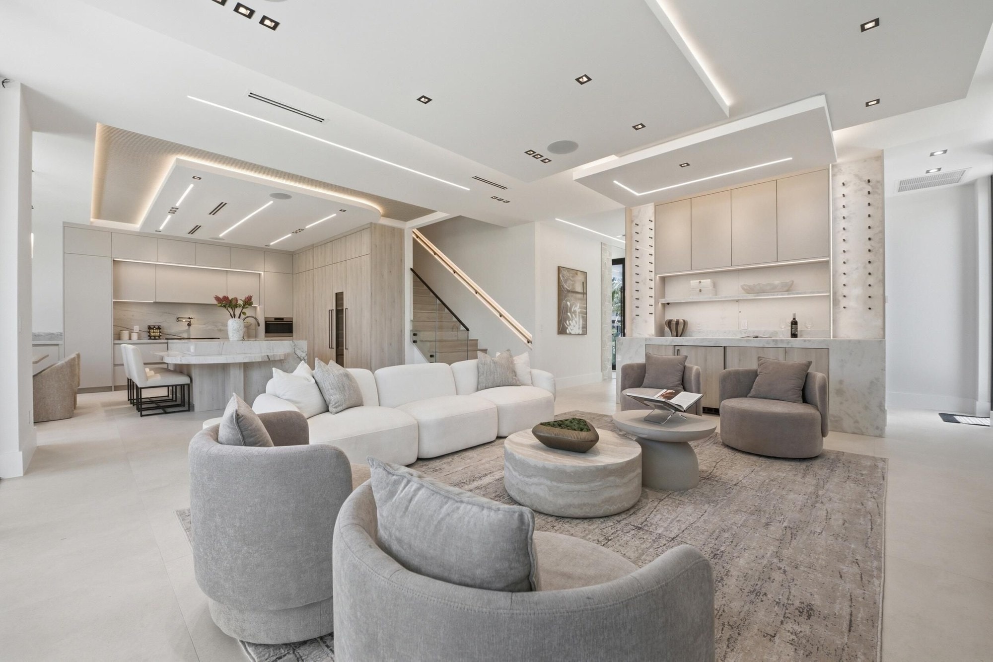 Fort Lauderdale, Florida, USA — 4-Bed Modern House With Pool Near The Beach — photo 3