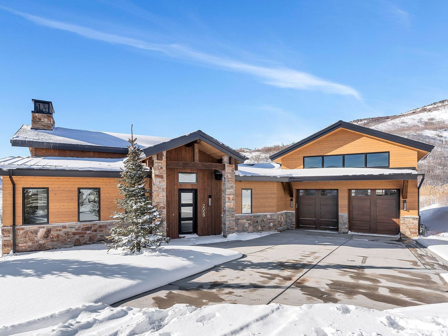 Heber City, Utah, USA — 5-Bed House