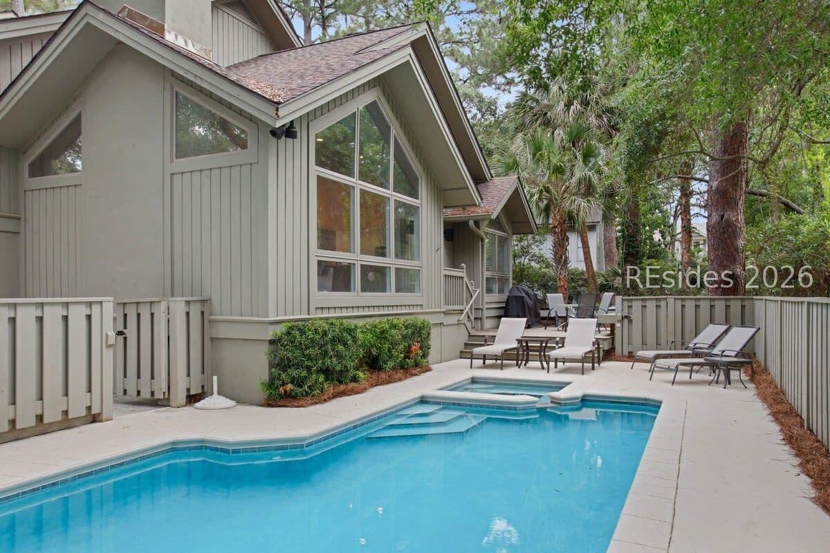 Hilton Head Island, South Carolina, USA — 5-Bed House With Pool