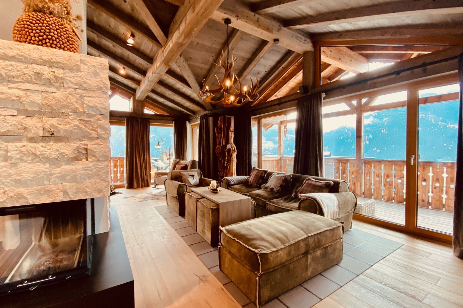 Hollersbach, Pinzgau, Austria — 3-Bed Chalet With Hot Tub 2