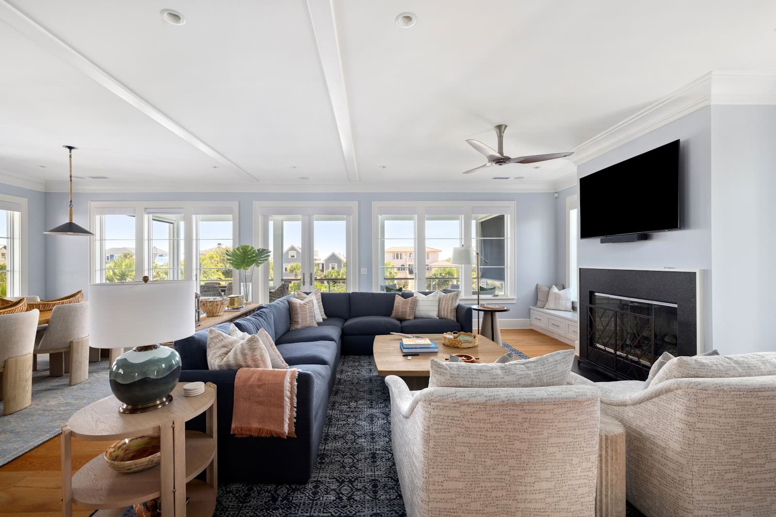 Isle Of Palms, South Carolina, USA — 6-Bed House With Sea Views 2