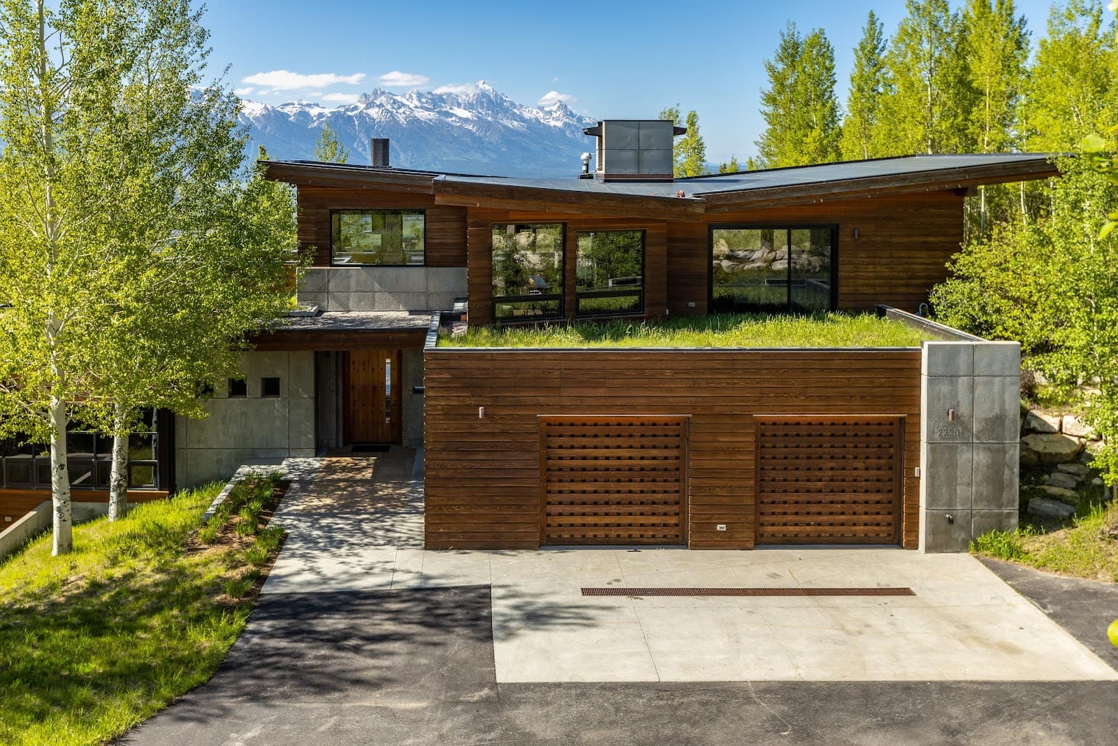 Jackson, Wyoming, USA — 6-Bed House With Mountain Views