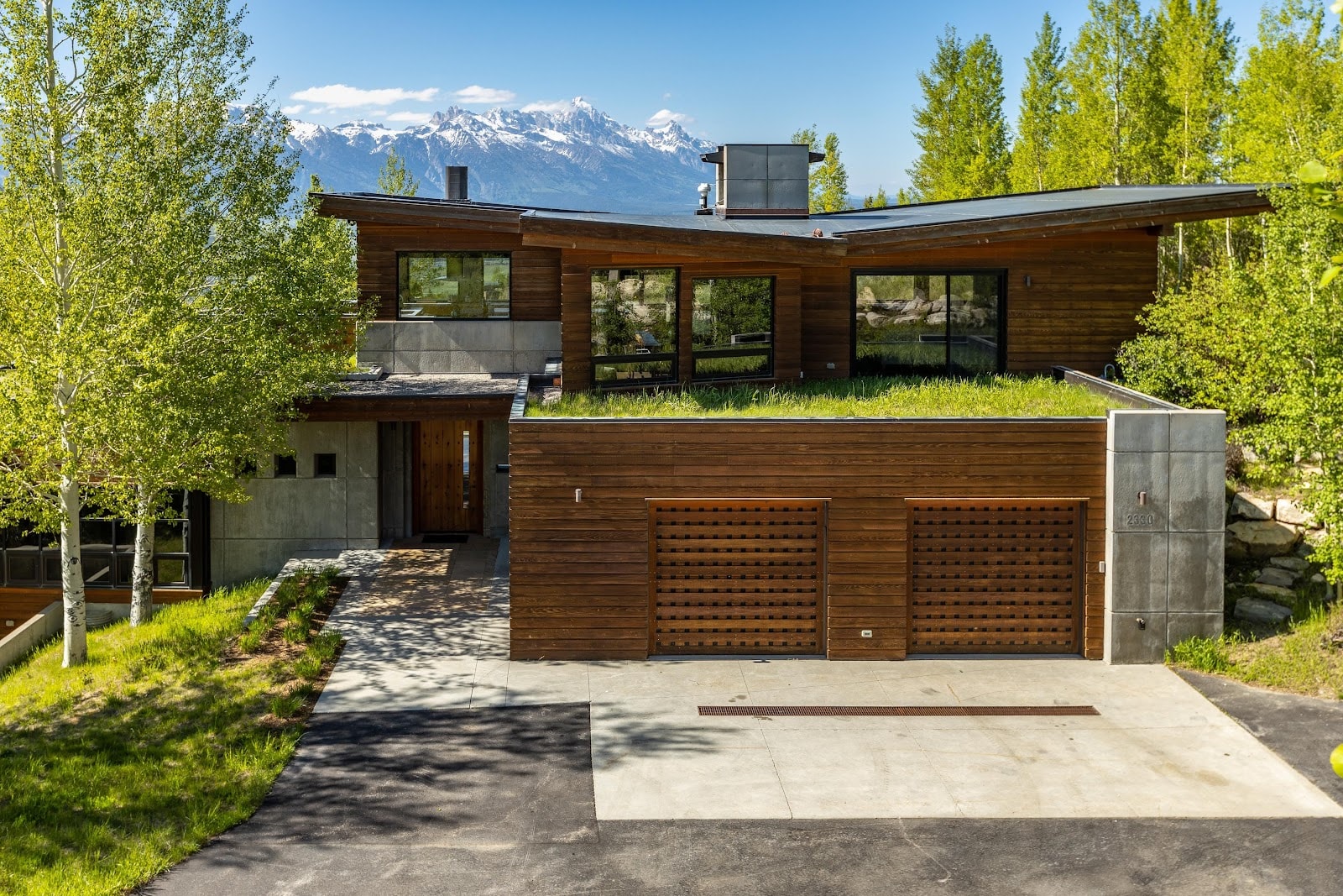 Jackson, Wyoming, USA — 6-Bed House With Mountain Views 1