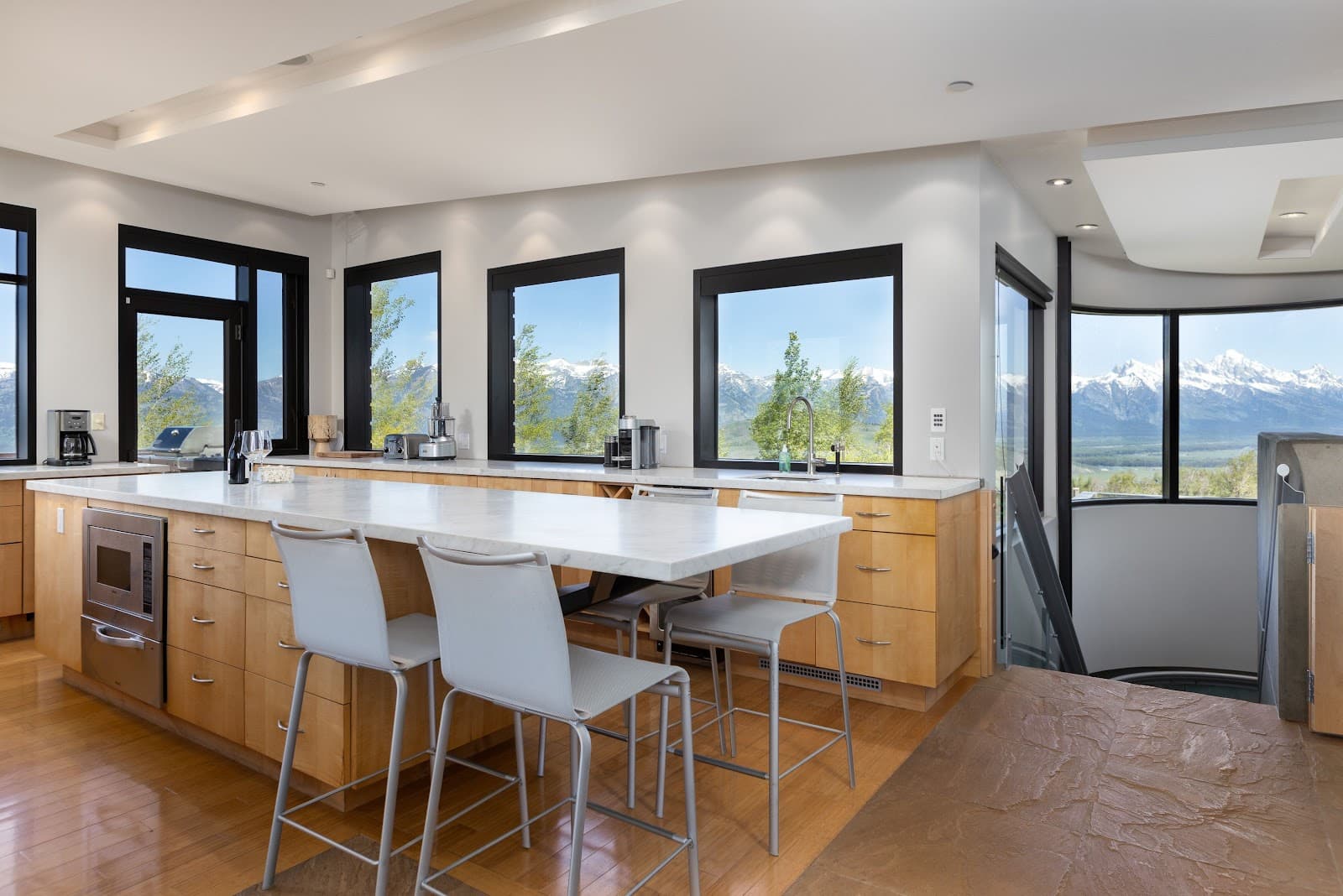 Jackson, Wyoming, USA — 6-Bed House With Mountain Views 3