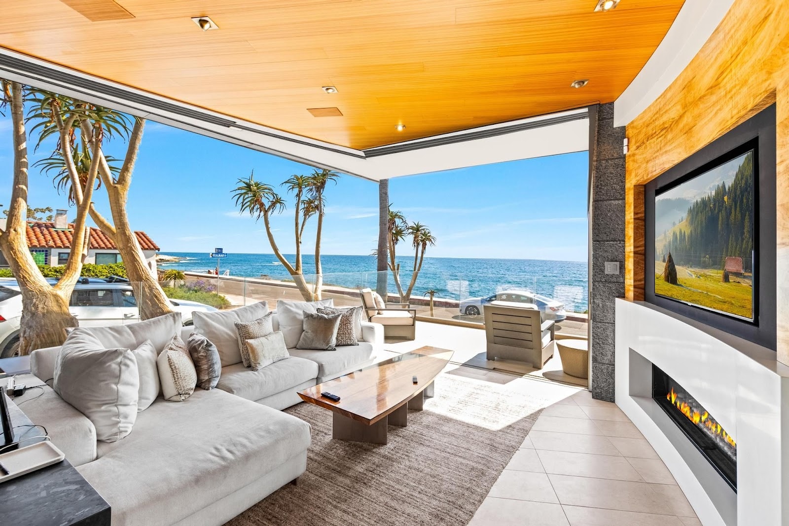 La Jolla, California, USA — 3-Bed House With Infinity Pool 1