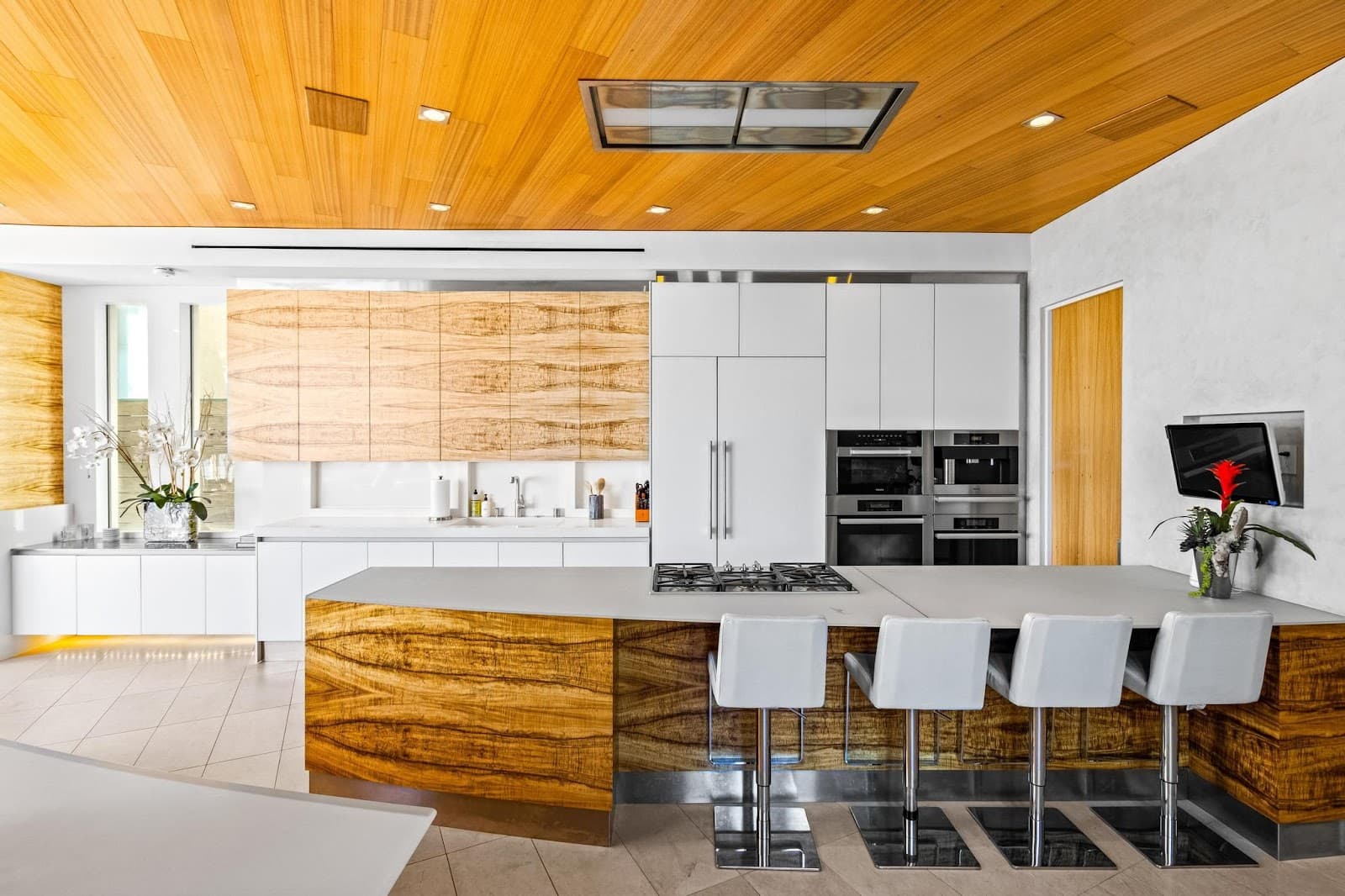 La Jolla, California, USA — 3-Bed House With Infinity Pool 3