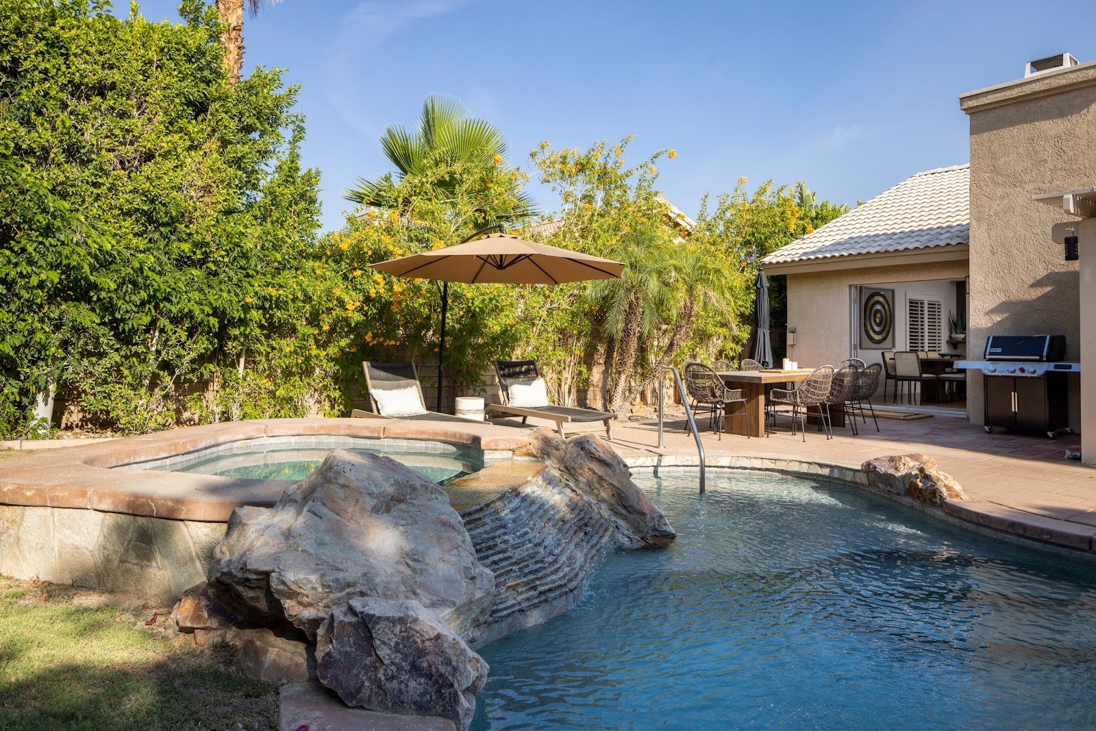 La Quinta, California, USA — 4-Bed House With Pool 1