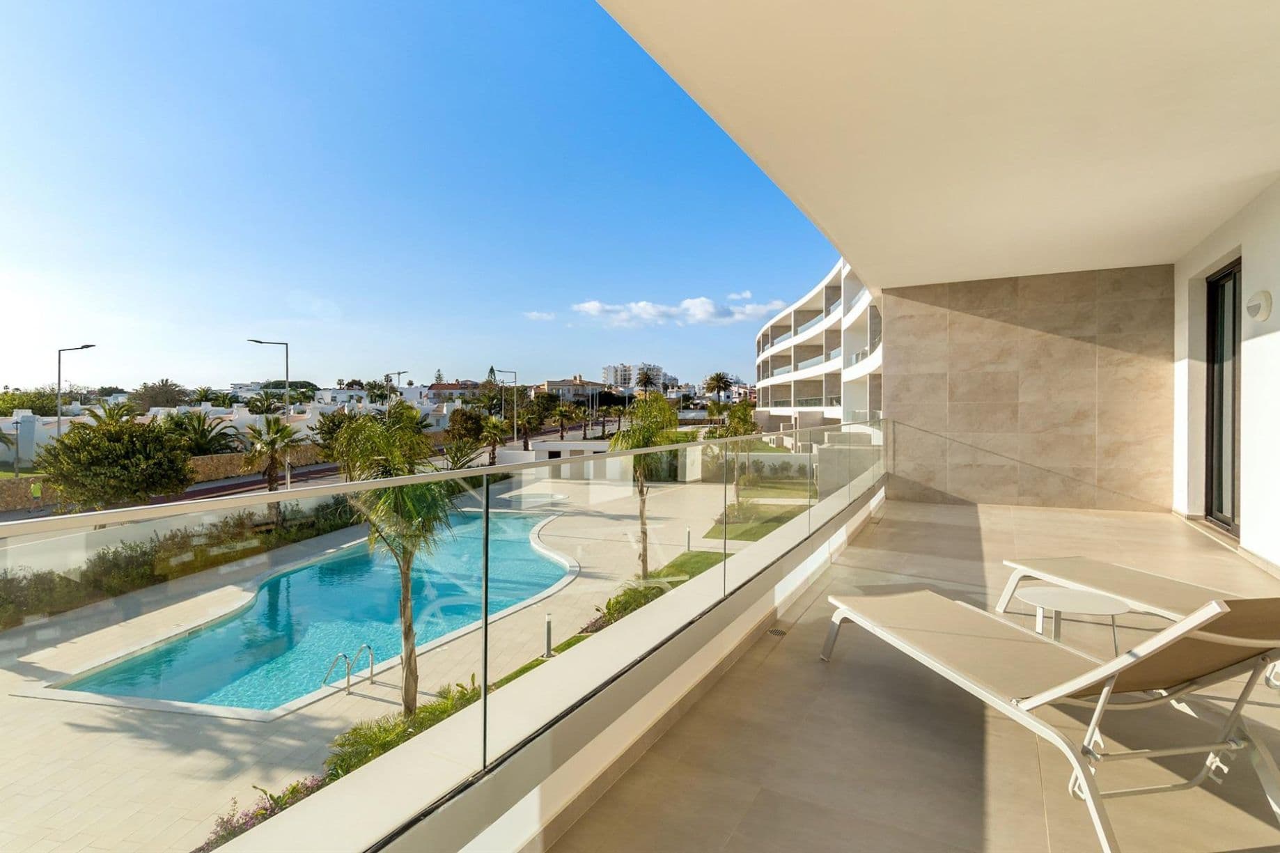 Lagos, Algarve, Portugal — Terrassen-Apartment Mit 2 Schlafzimmern Und Meerblick & Zwei Terrassen 3