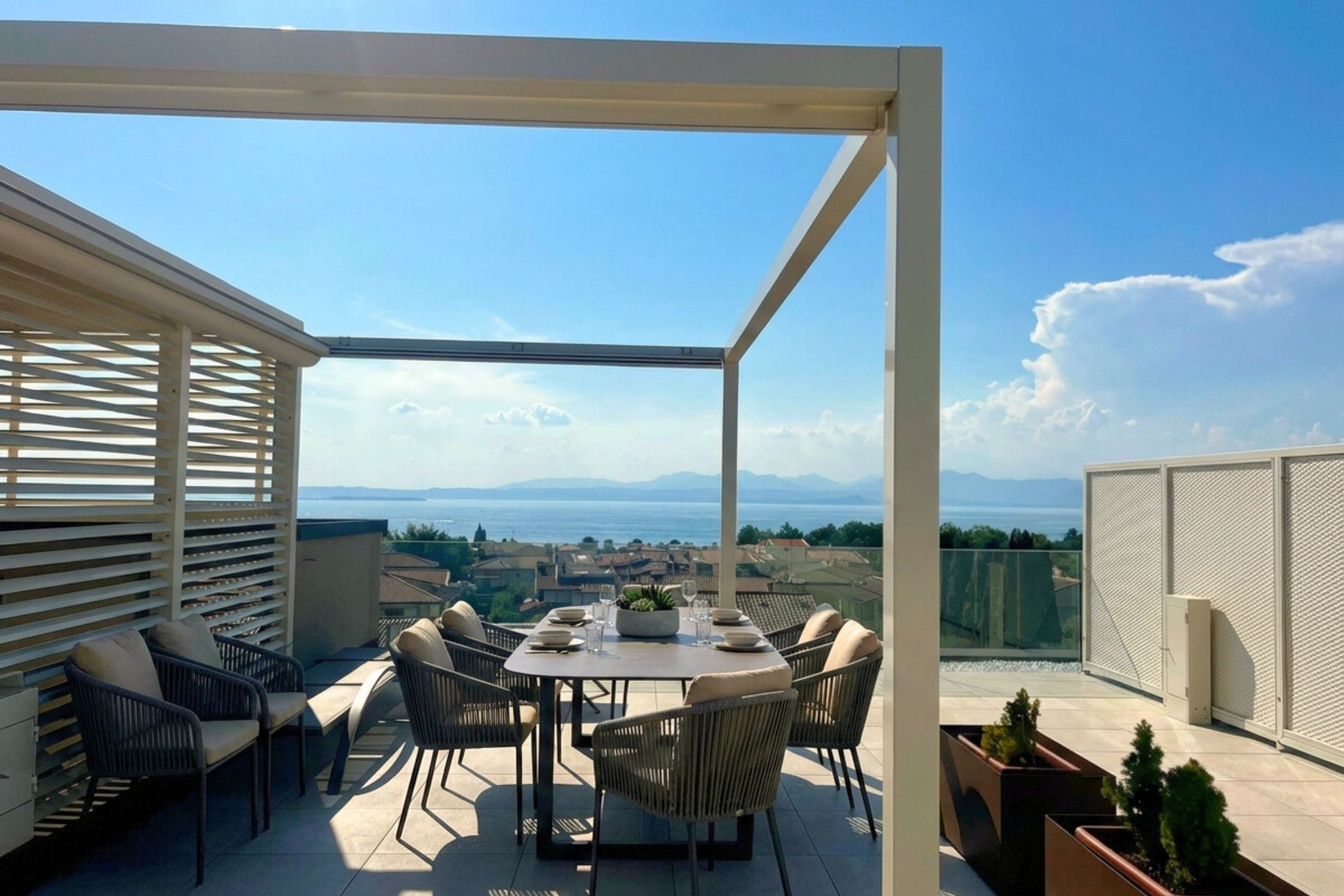 Lazise, Lake Garda, Italy — 1-Bed Penthouse With Pool 1
