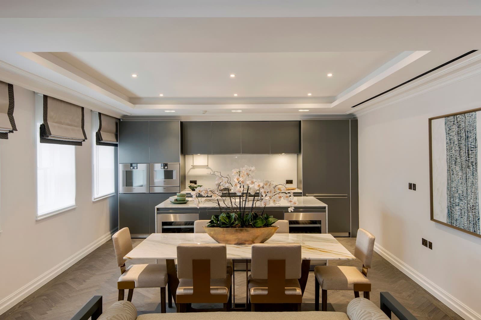 London, England — 3-Bed Apartment With Terrace 2