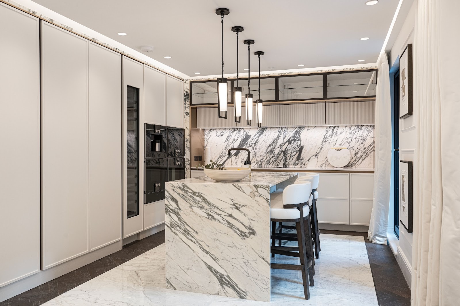 Mayfair, London, England — Penthouse mit 3 Schlafzimmern — photo 3
