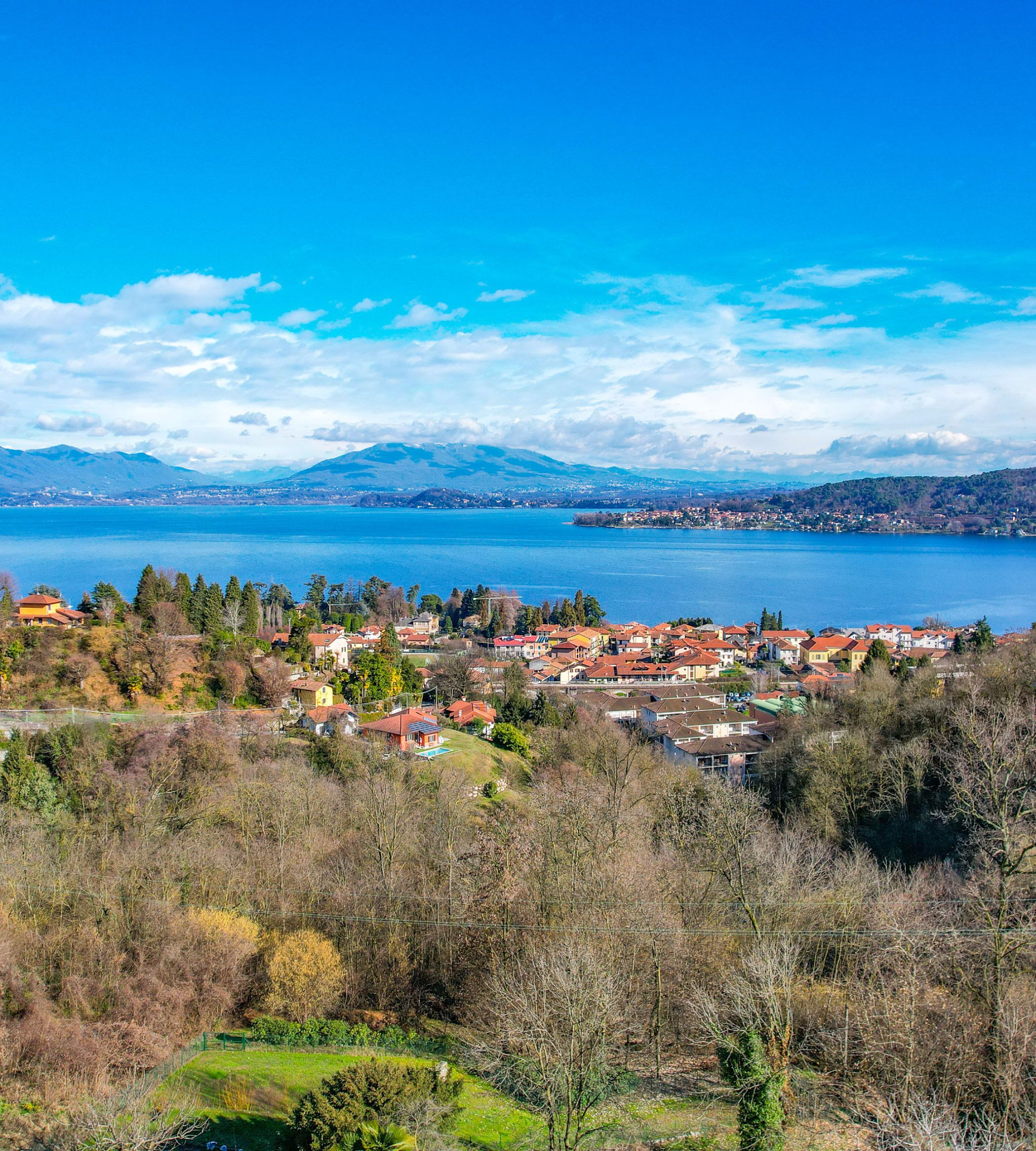 Meina, Lago Maggiore, Italie — Villa avec 3 chambres, vue sur le lac et piscine à débordement — photo 3