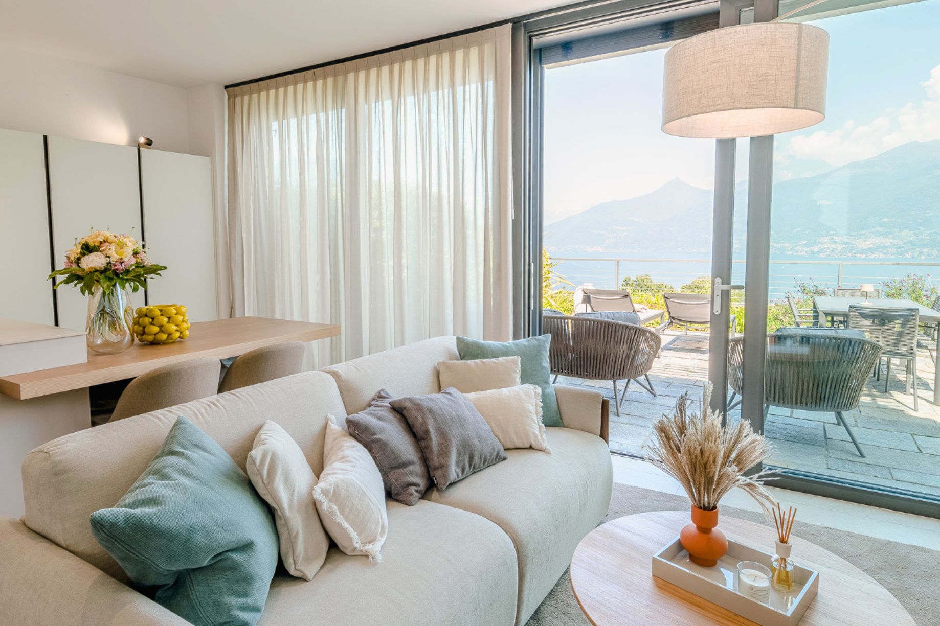 Menaggio, Comer See, Italien — Terrassenwohnung mit 1 Schlafzimmer und Panorama-Seeblick 2