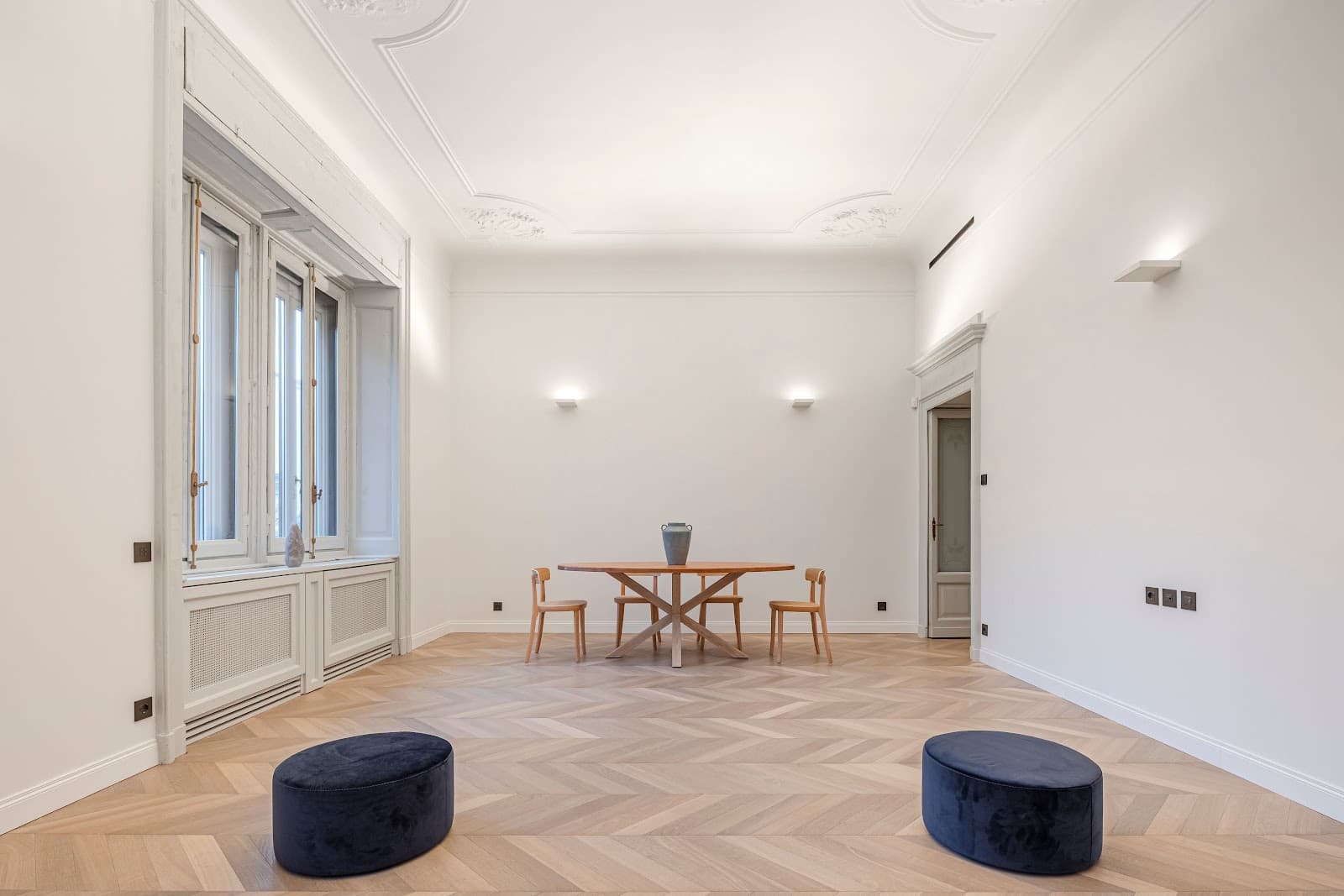 Milano, Milan, Italy — 3-Bed Apartment