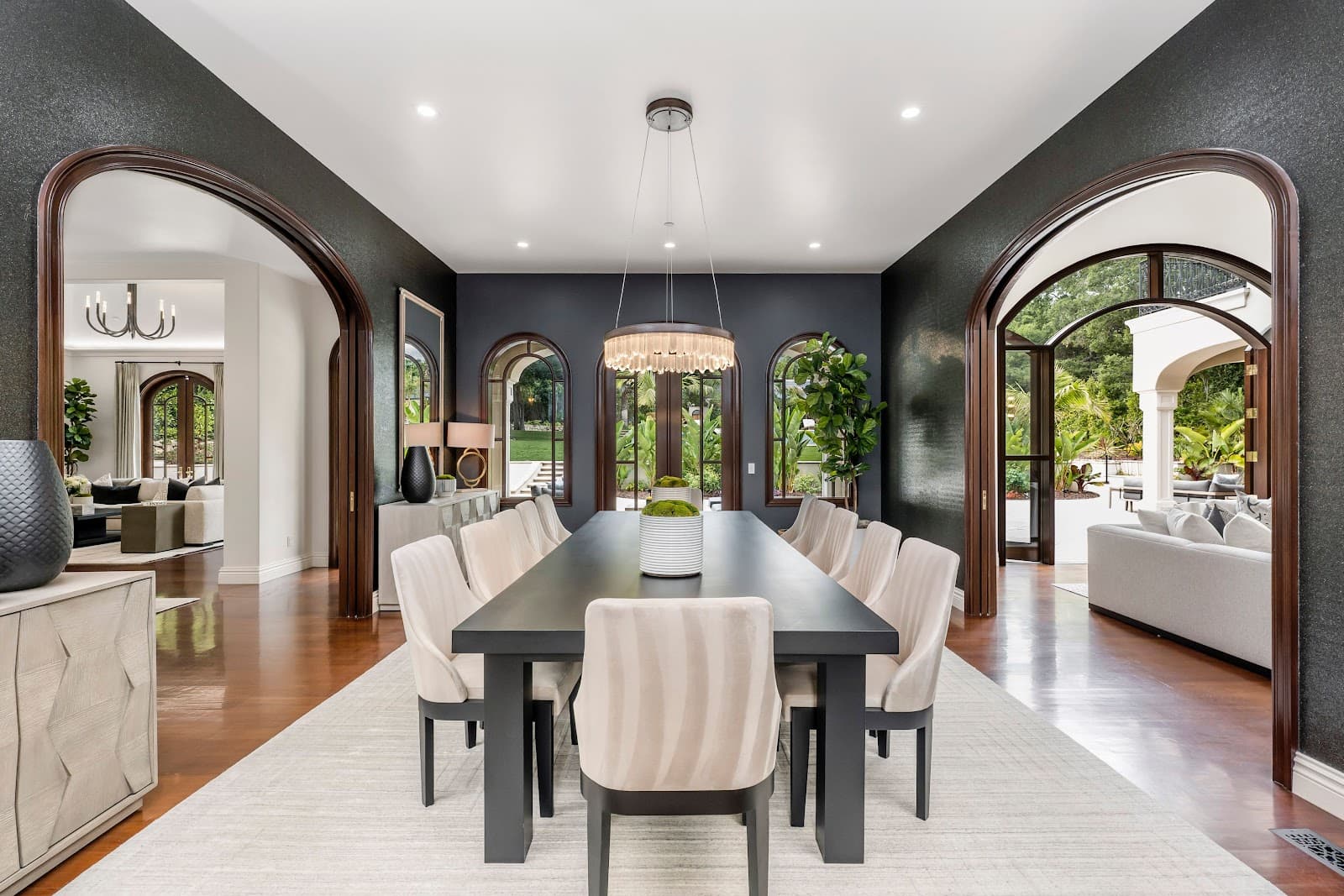 Montecito, California, USA — 6-Bed Villa With Pool 3