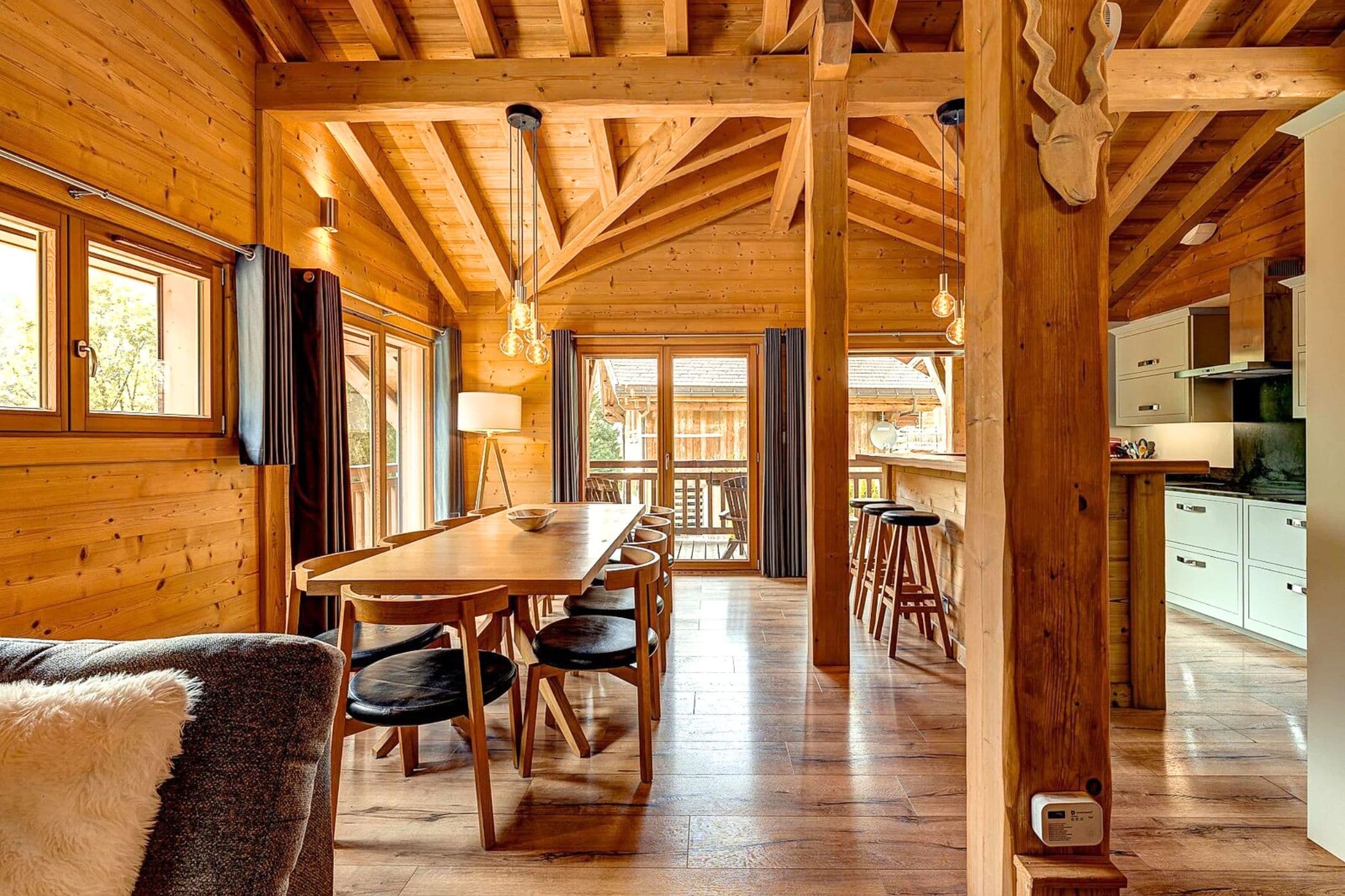 Morzine, Portes du Soleil, France — 4-Bed Chalet With Hot Tub 3