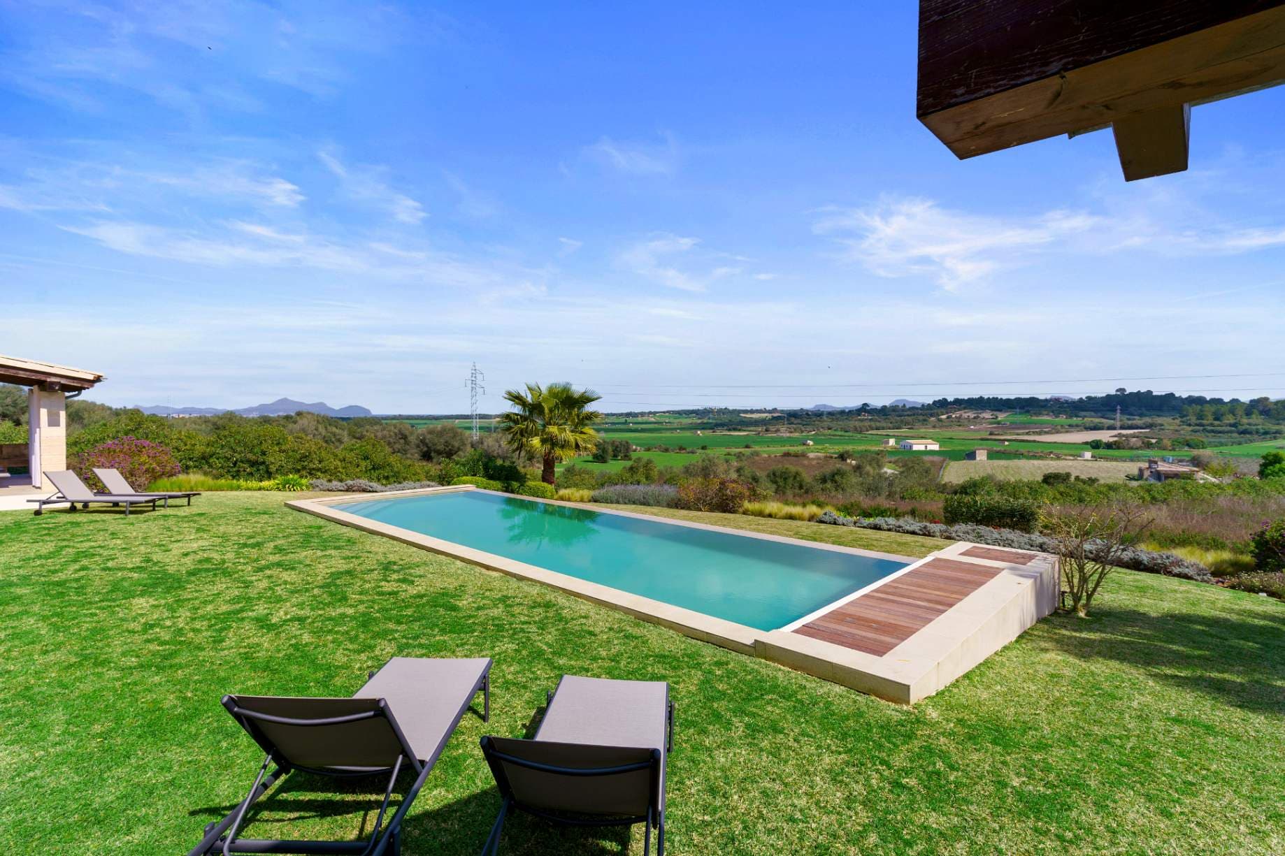 Muro, Majorque, Espagne — Maison De 4 Chambres Avec Piscine À Débordement