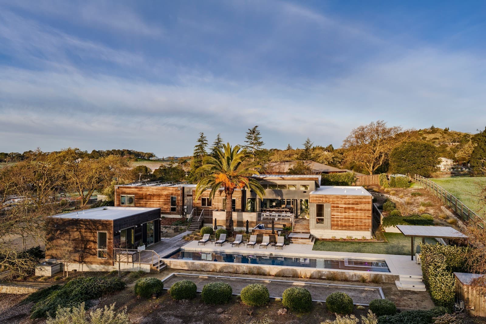 Napa, California, USA — 5-Bed House With Pool