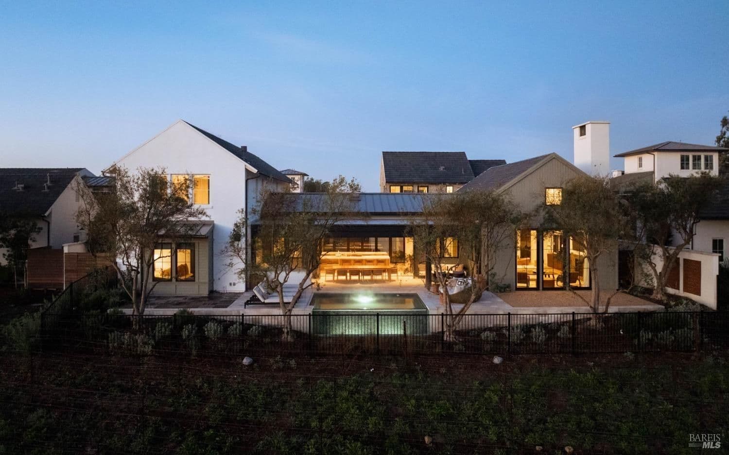 Napa, California, USA — 6-Bed House With Pool 2