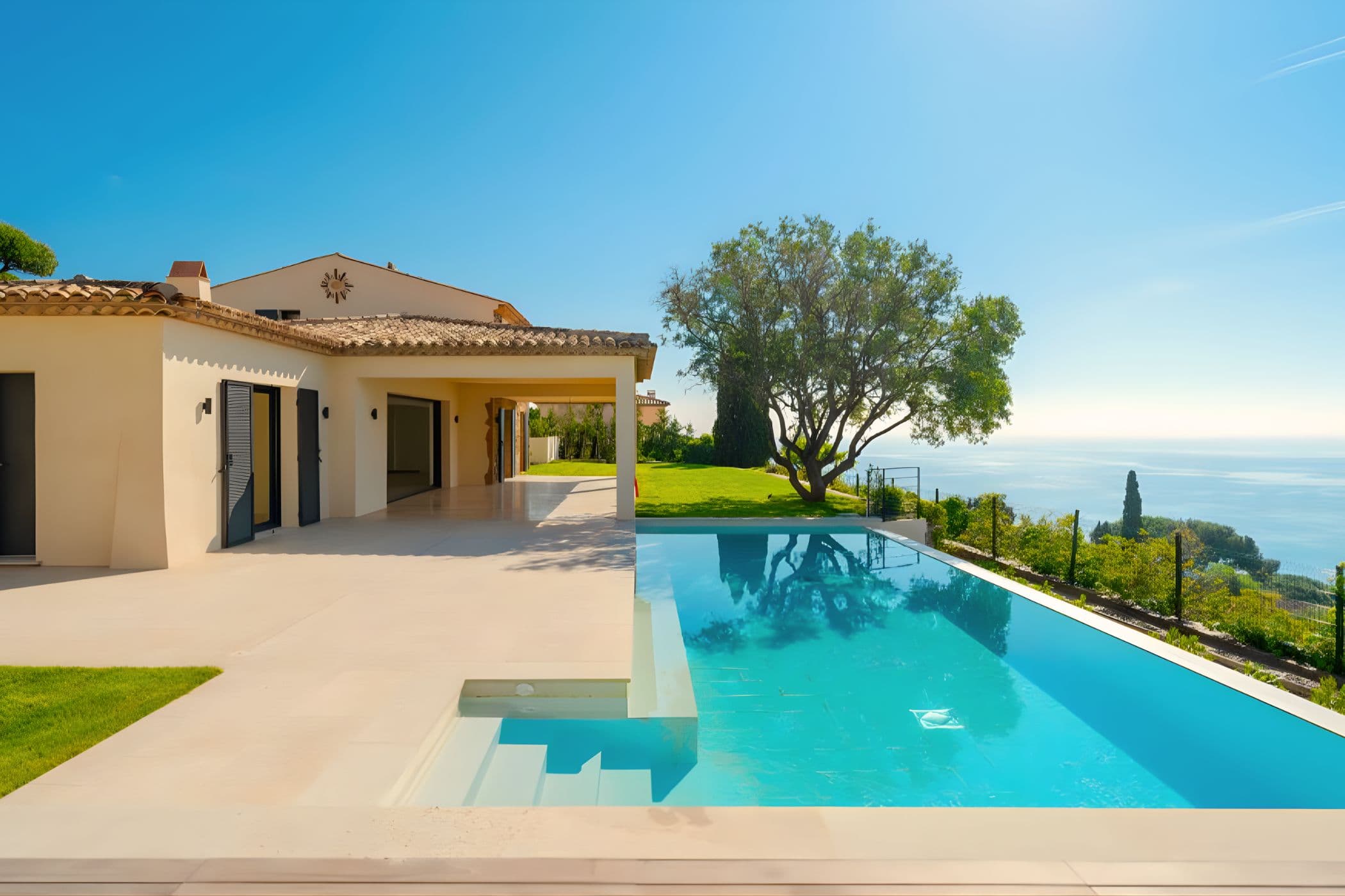 Nartelle, Côte d'Azur, France — Villa De 4 Chambres Avec Piscine À Débordement