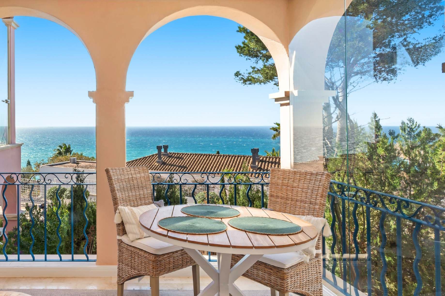 Nova Santa Ponsa, Majorque, Espagne — Appartement De 2 Chambres Avec Piscine