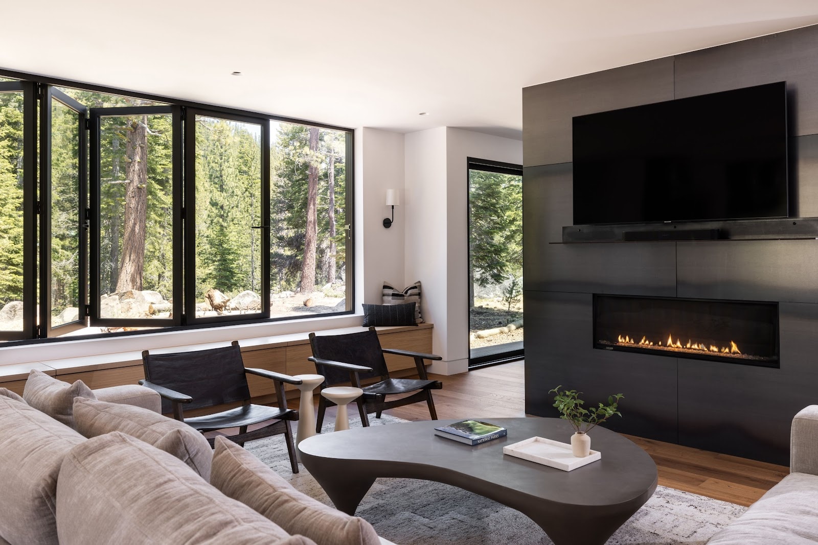 Olympic Valley, Californie, États-Unis — Maison avec 5 chambres et jacuzzi — photo 3