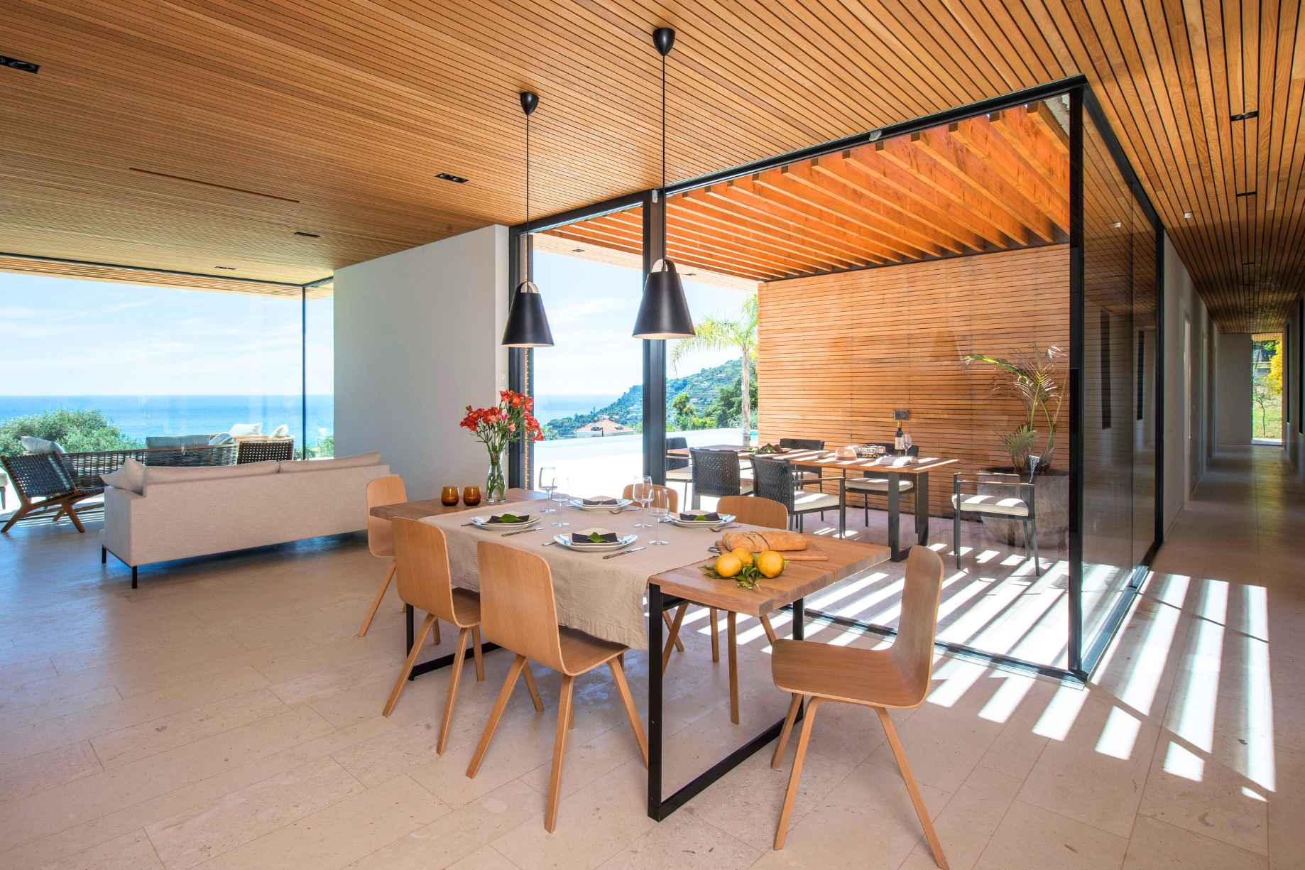 Ospedaletti, Ligurien, Italien — Villa mit 3 Schlafzimmern, Panorama-Meerblick und Infinity-Pool 3