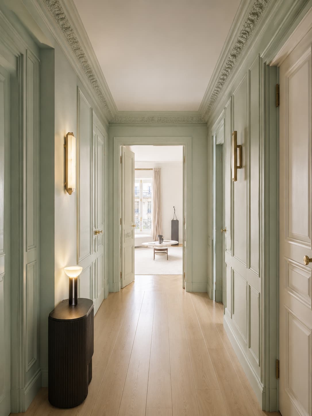Paris 6th, France — 3-Bed Apartment in Saint-Germain-des-Prés — photo 2