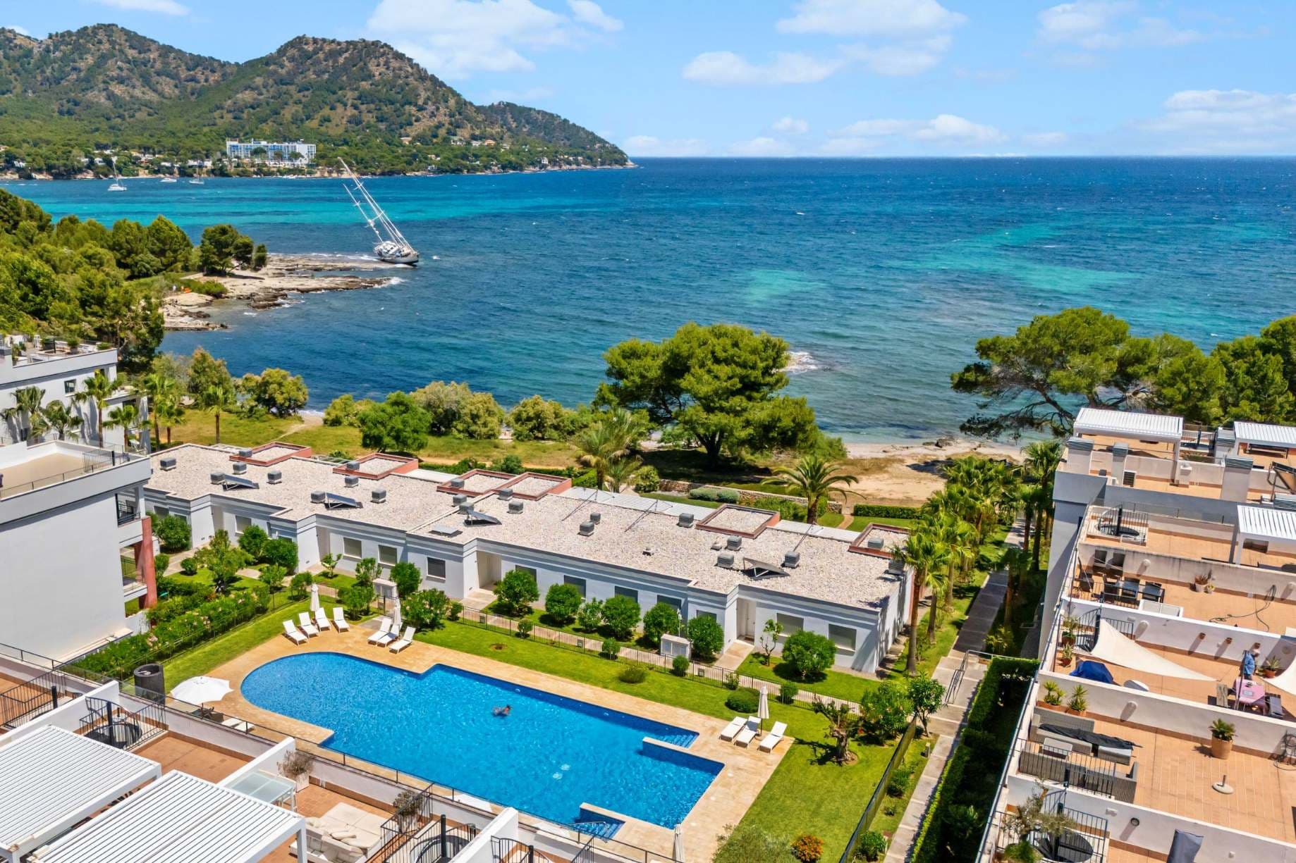 Port Verd, Mallorca, Spain — 2-Bed Penthouse With Roof Terrace & Sea Views 2