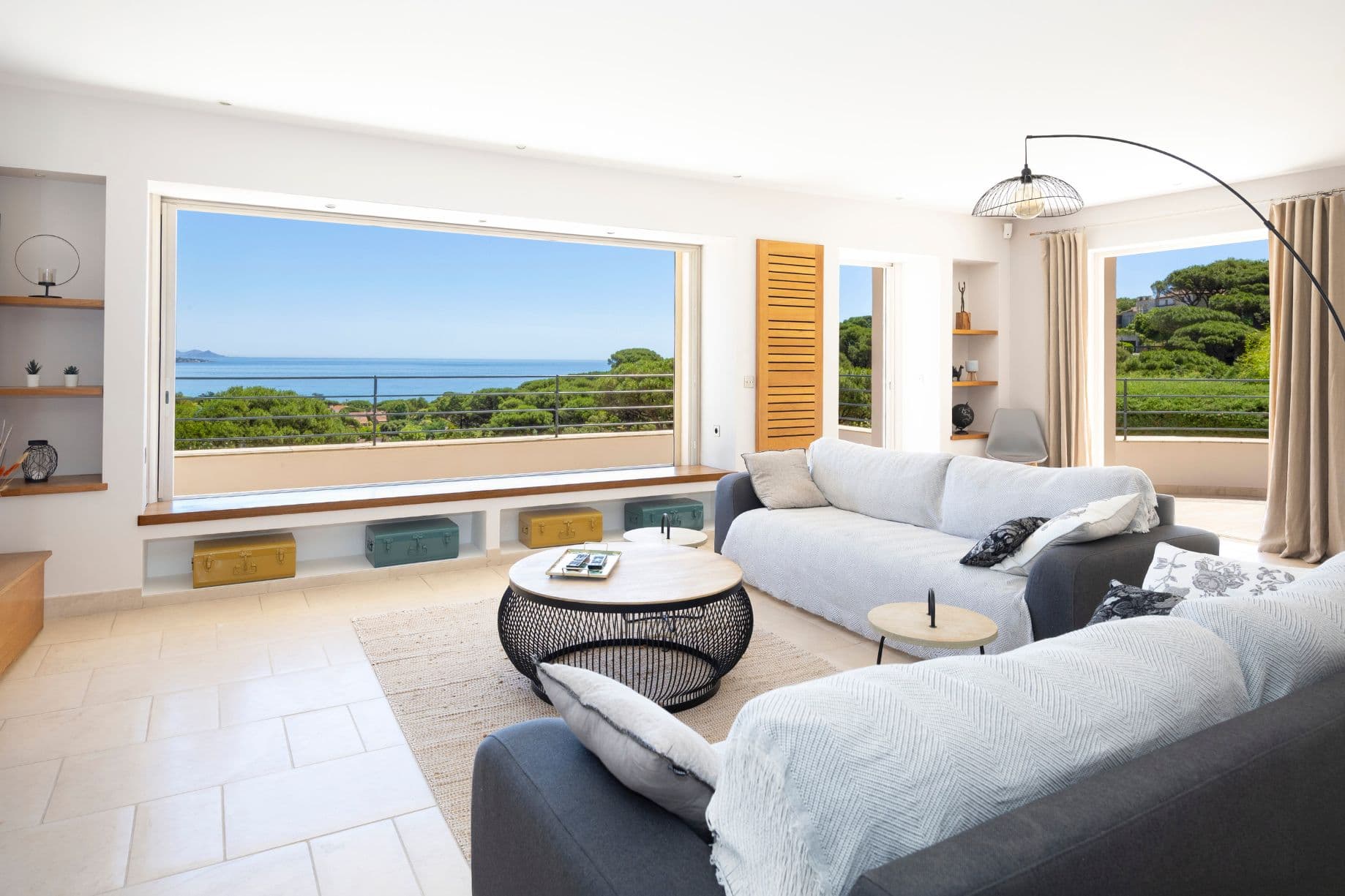 Sainte-Maxime, Côte d'Azur, Frankreich — Villa mit 3 Schlafzimmern, Panoramablick aufs Meer und beheiztem Pool 2