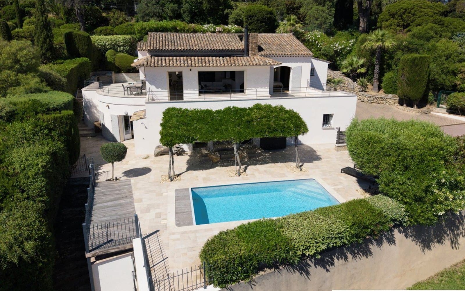 Sainte-Maxime, Côte d'Azur, France — 3-Bed Private Residence — photo 1