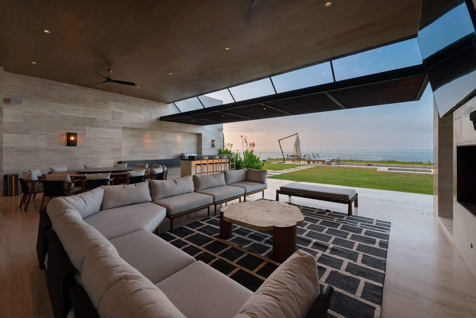 San Jose Del Cabo, Mexico — 6-Bed Villa With Beach Access