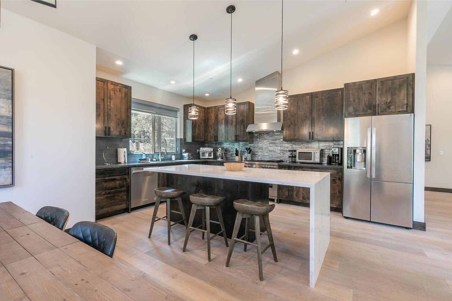 South Lake Tahoe, California, USA — 4-Bed House With Hot Tub 2